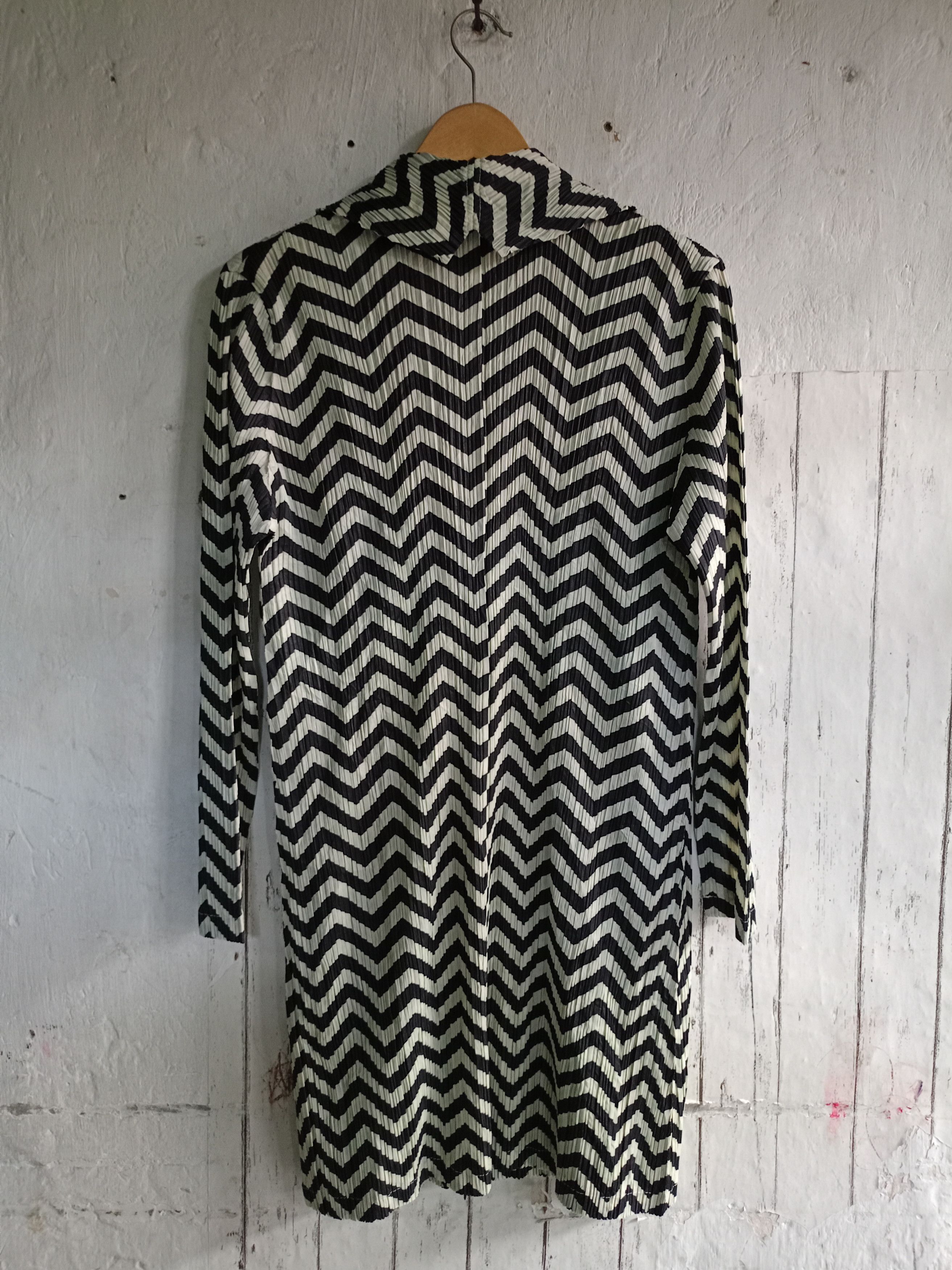 Issey Miyake Rare Pleats please Issey Miyake printed Long Cardigan Size L / US 10 / IT 46 - 4 Thumbnail