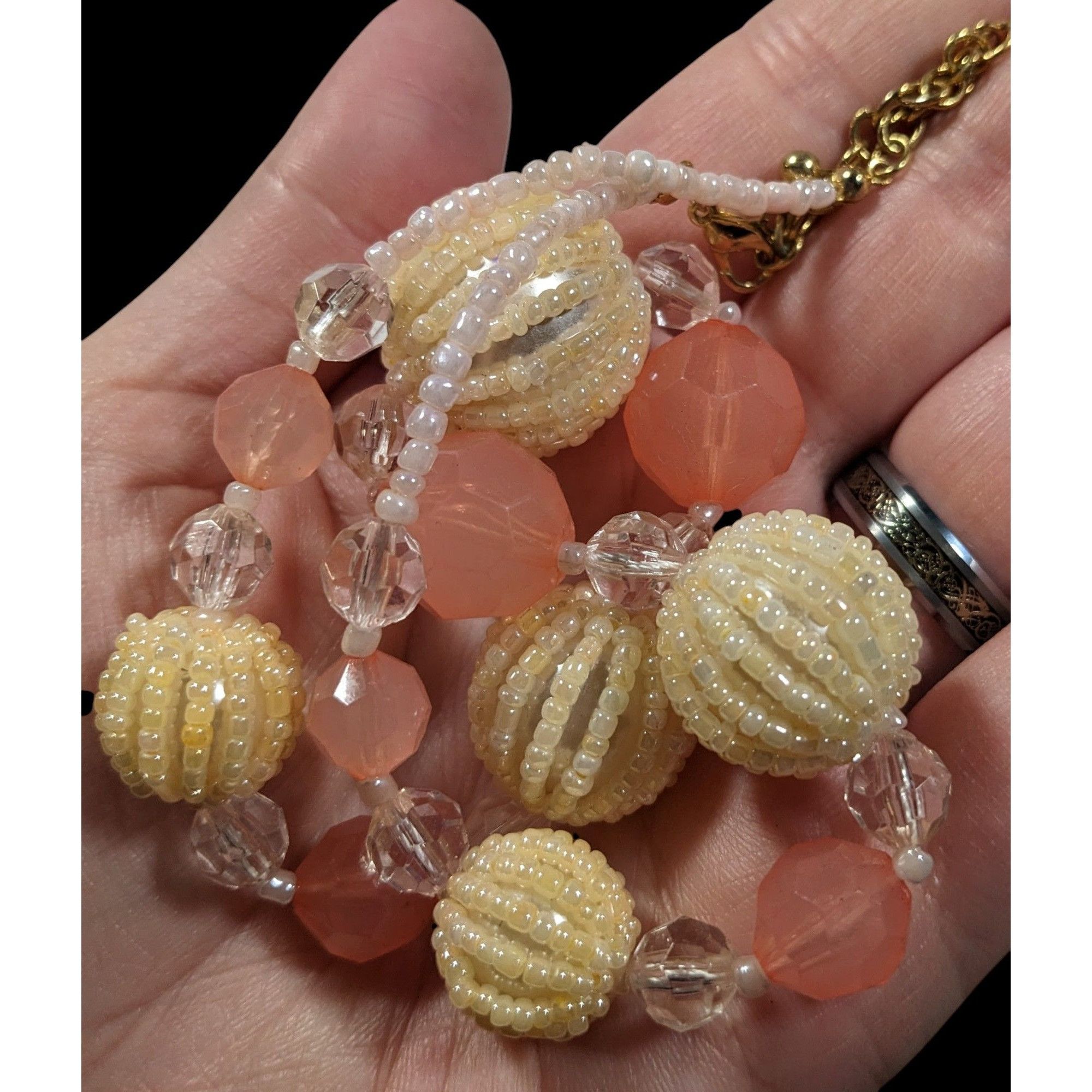 Other Vintage Coquette Retro Pink And Yellow Beaded Necklace Size ONE SIZE - 3 Thumbnail