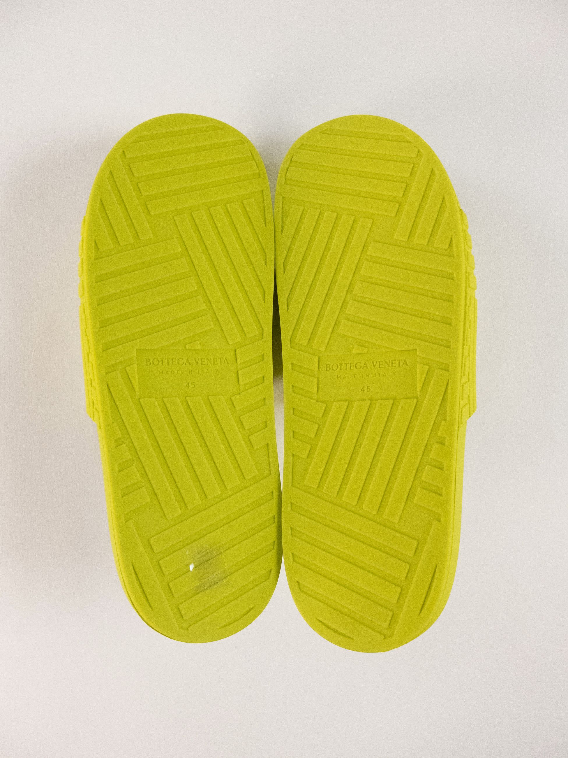 Bottega Veneta BOTTEGA VENETA Slides kiwi green rubber slide sandals 12 45 Size US 12 / EU 45 - 6 Thumbnail