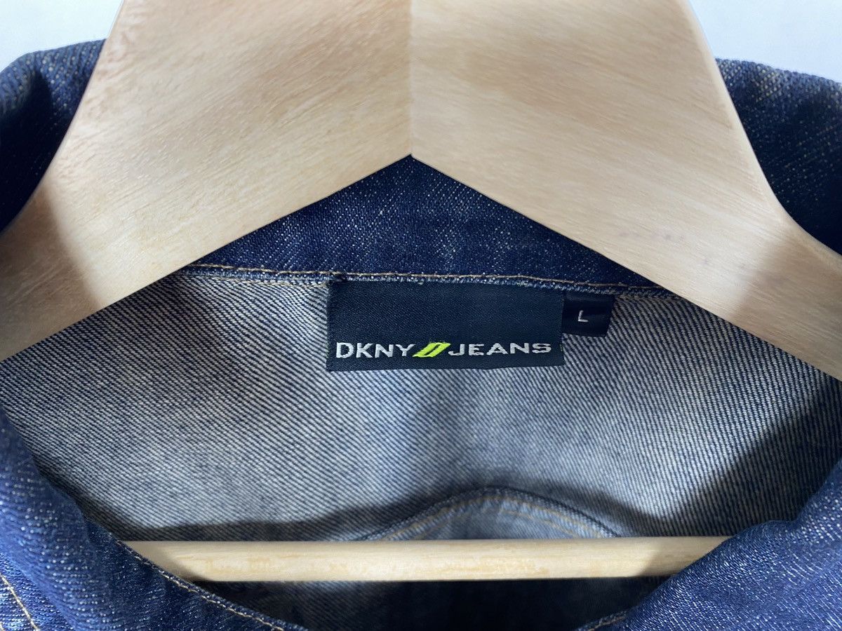 DKNY DKNY Denim Jacket Trucker Sunfaded Size US L / EU 52-54 / 3 - 7 Thumbnail