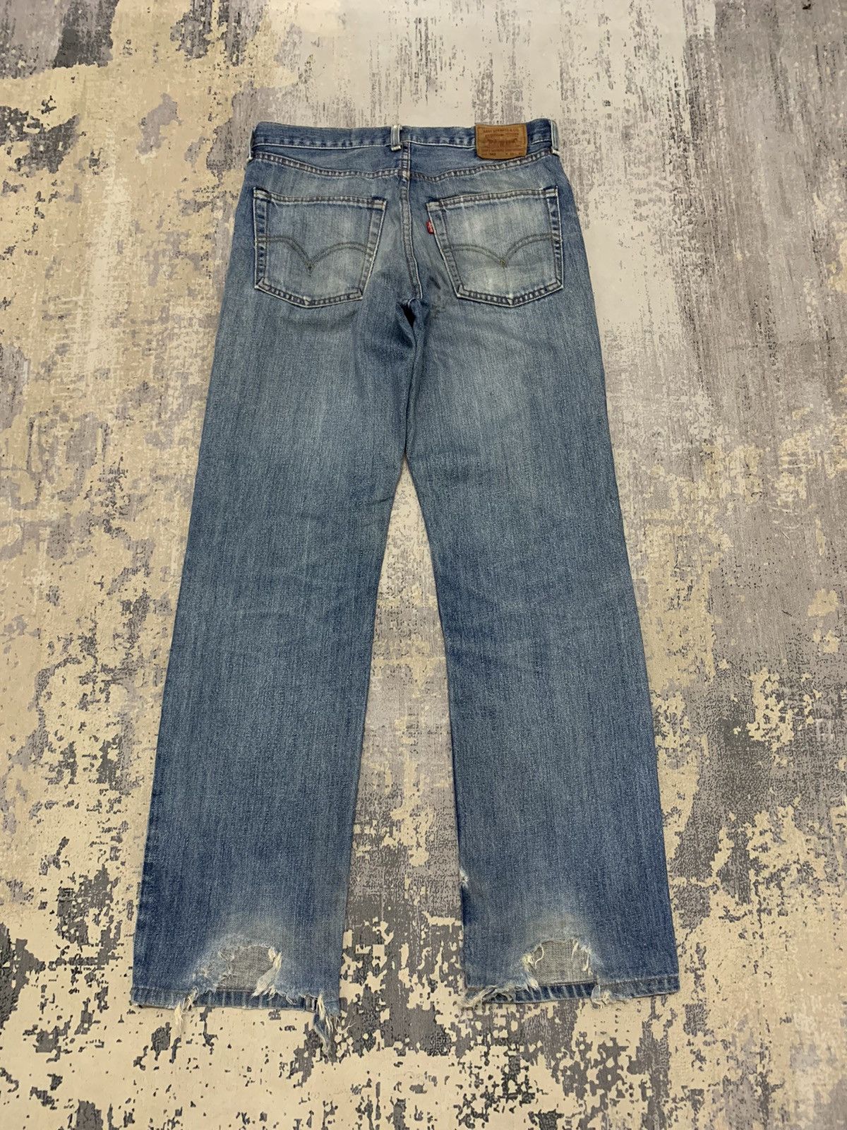 Levi's Vintage Levi’s 502 Straight Leg Distressed Jeans Faded Blue Size US 32 / EU 48 - 10 Thumbnail