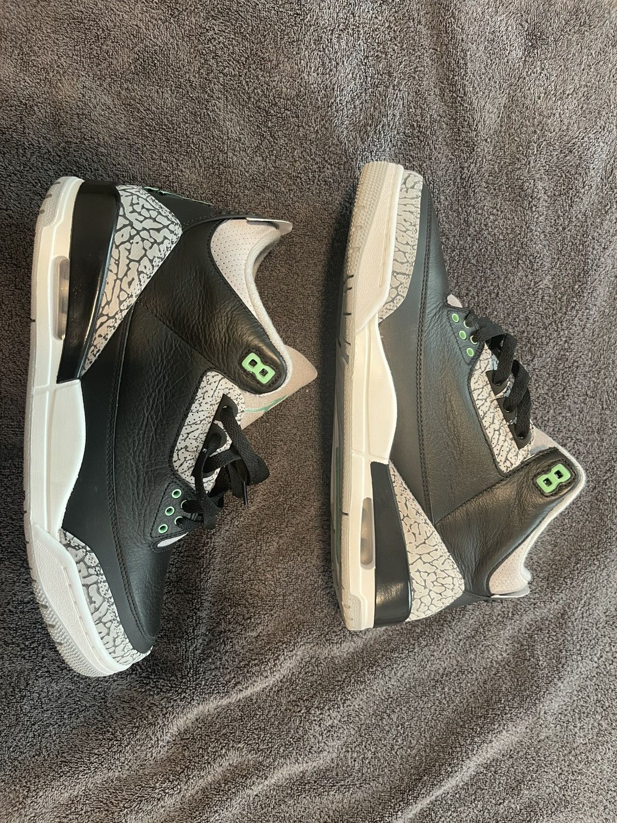 Jordan Brand Jordan 3 retro green glow Size US 11 / EU 44 - 10 Thumbnail