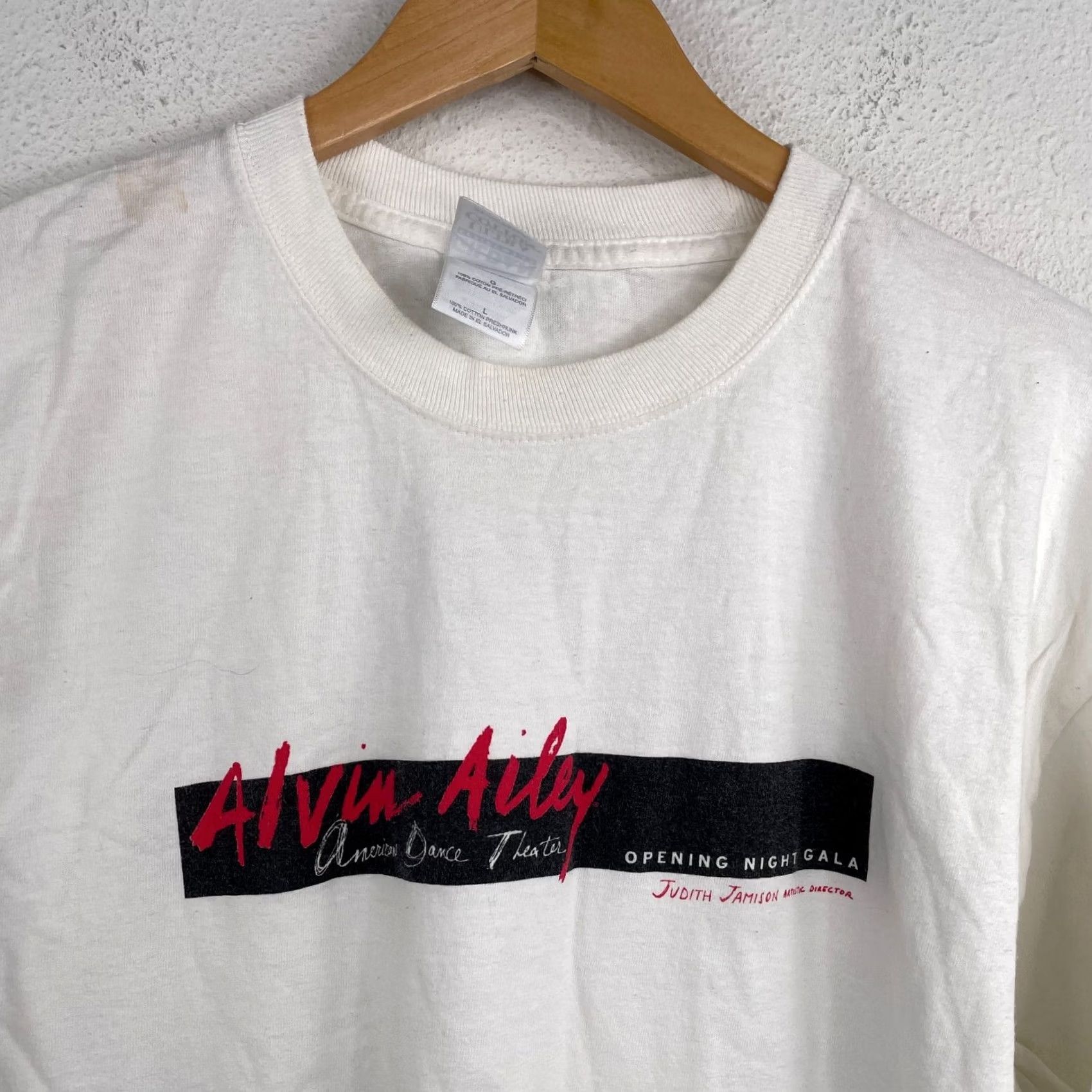 Gildan VINTAGE Alvin Ailey Judith Jamison T-Shirt Men Long Sleeve Gala Graphic Print White Cotton Gildan Ultra Cotton Size L Crew Neck Regular Fit Size US L / EU 52-54 / 3 - 2 Thumbnail