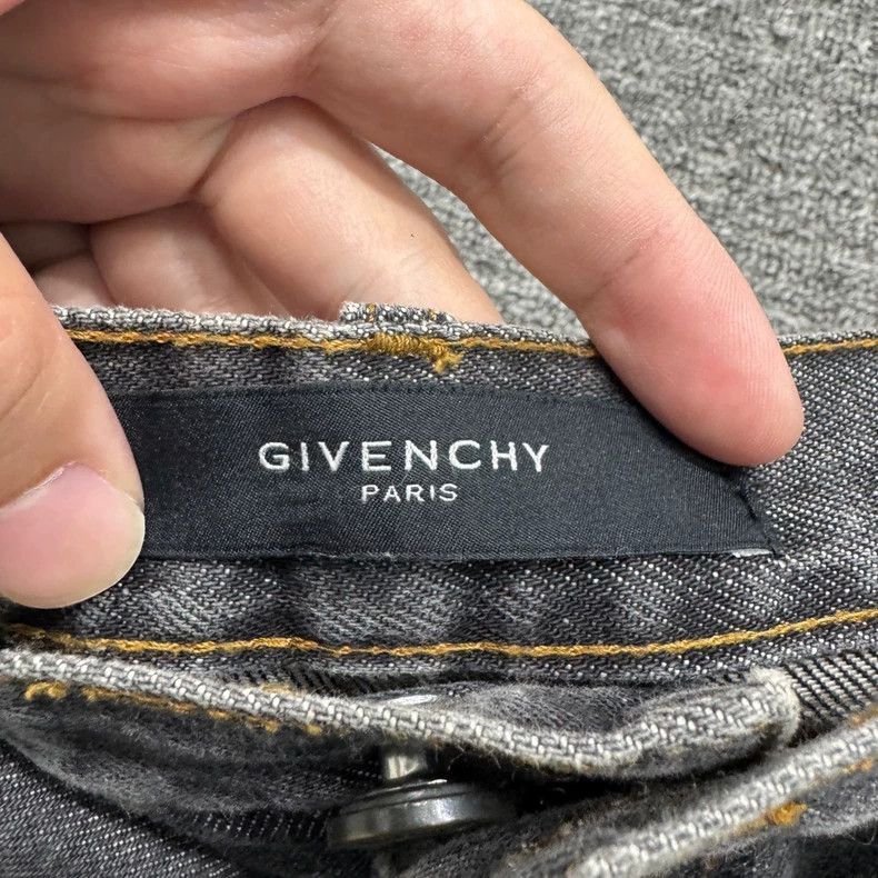 Givenchy Givenchy Leather Patch Denim Jeans Size US 32 / EU 48 - 2 Thumbnail