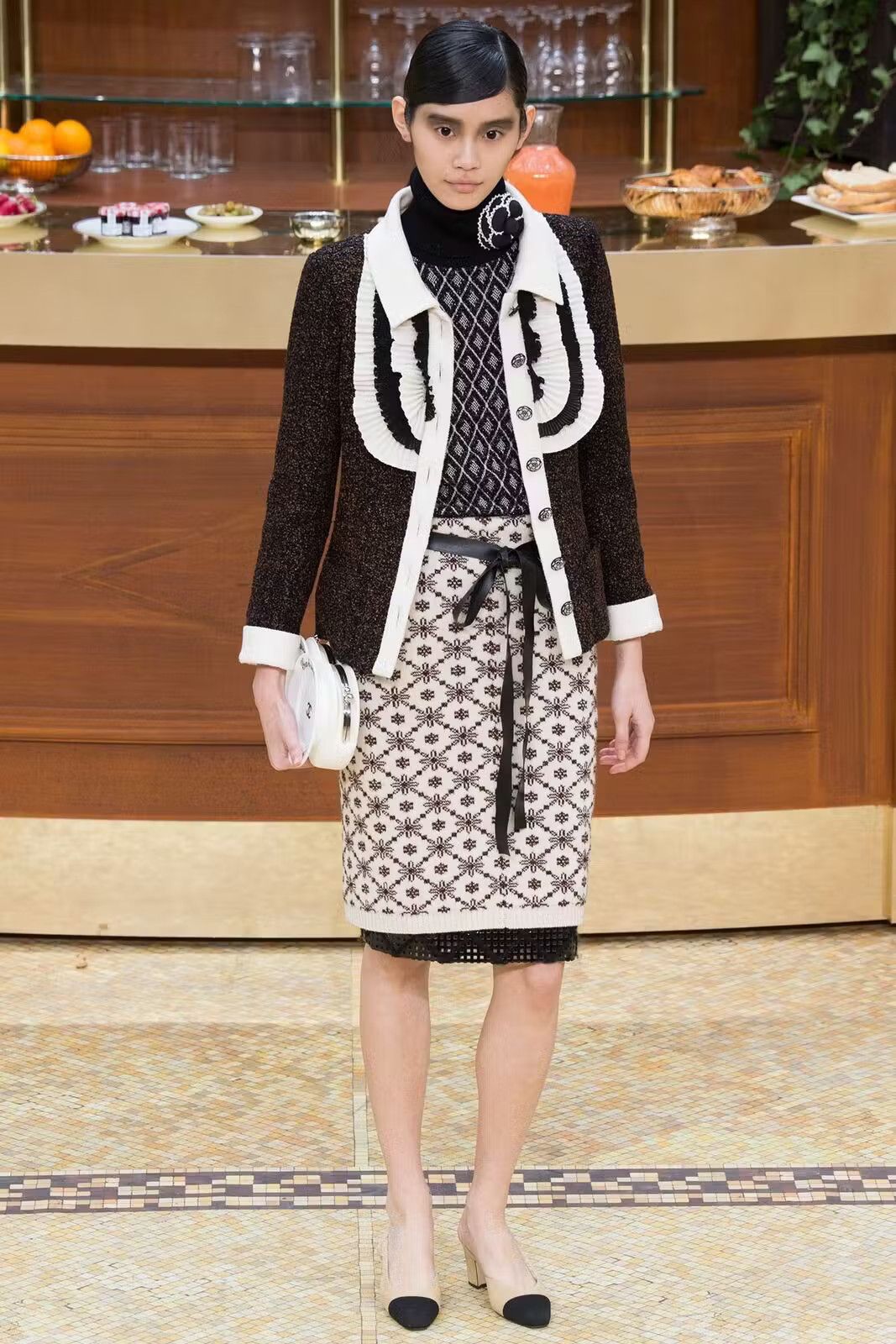 Chanel Chanel "Brasserie Gabrielle" jacket Size S / US 4 / IT 40 - 10 Thumbnail