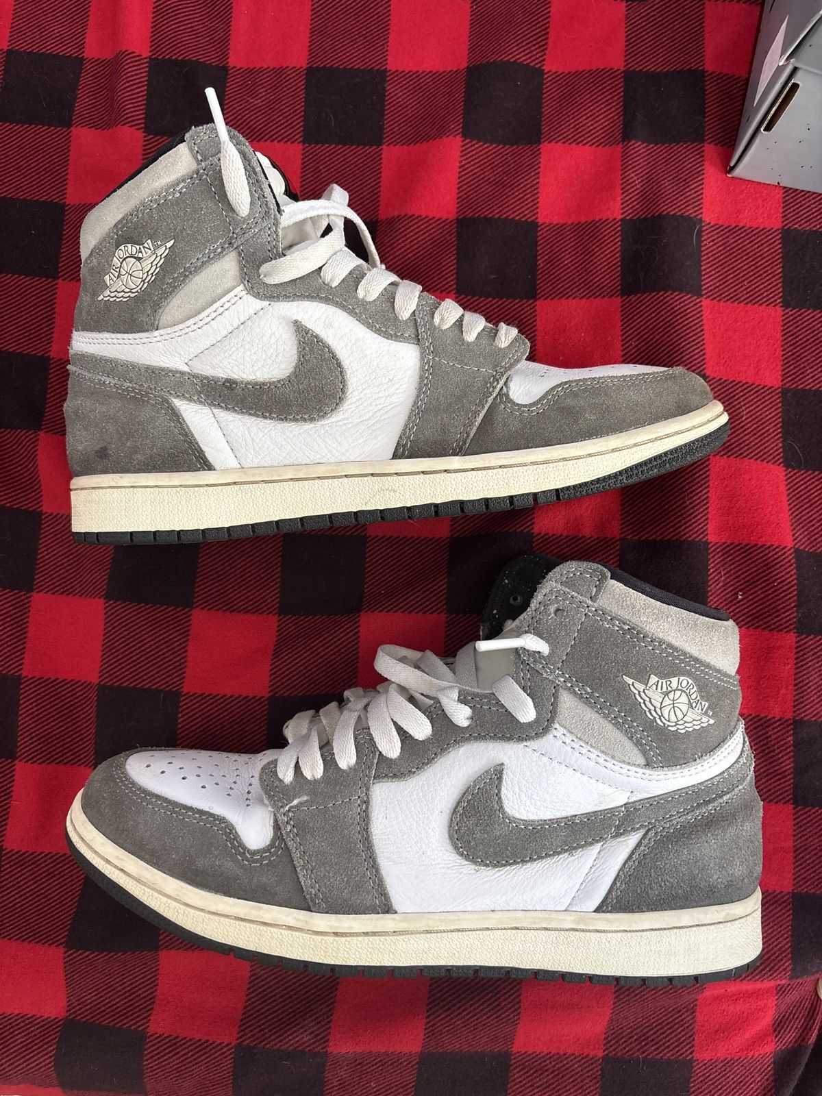 Jordan Brand Washed black jordan 1 Size US 7.5 / EU 40-41 - 8 Thumbnail
