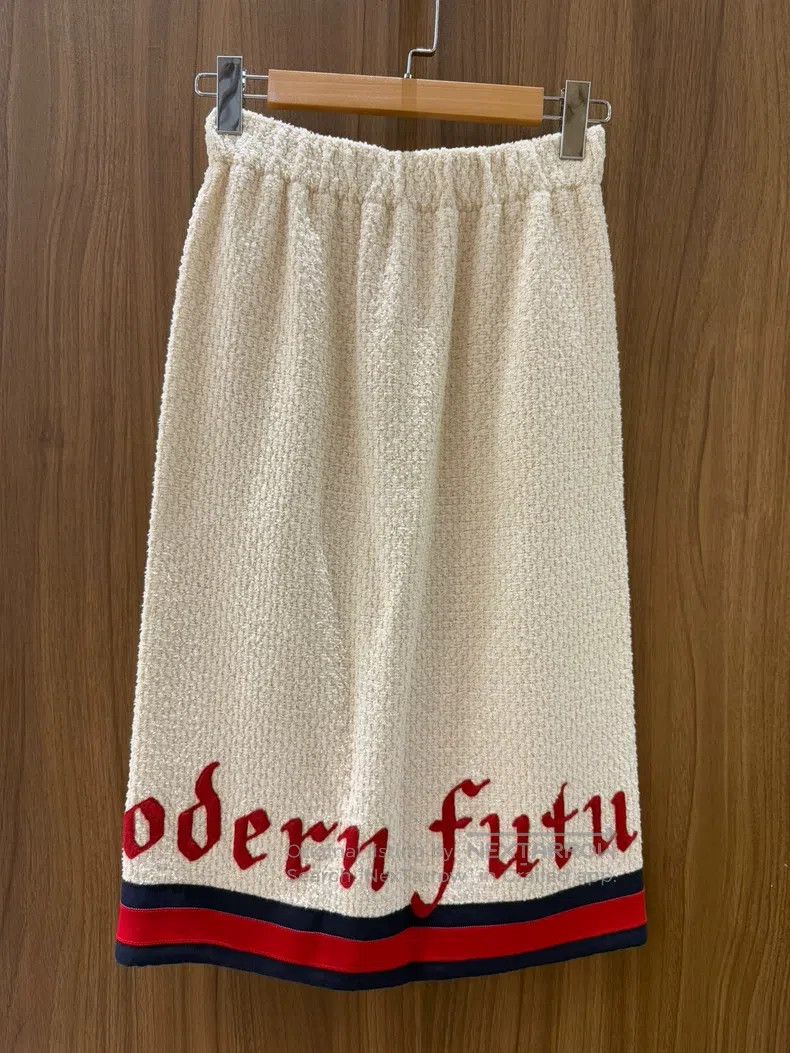 Gucci Gucci Milky white tweed skirt Size 27" / US 4 / IT 40 - 1 Thumbnail