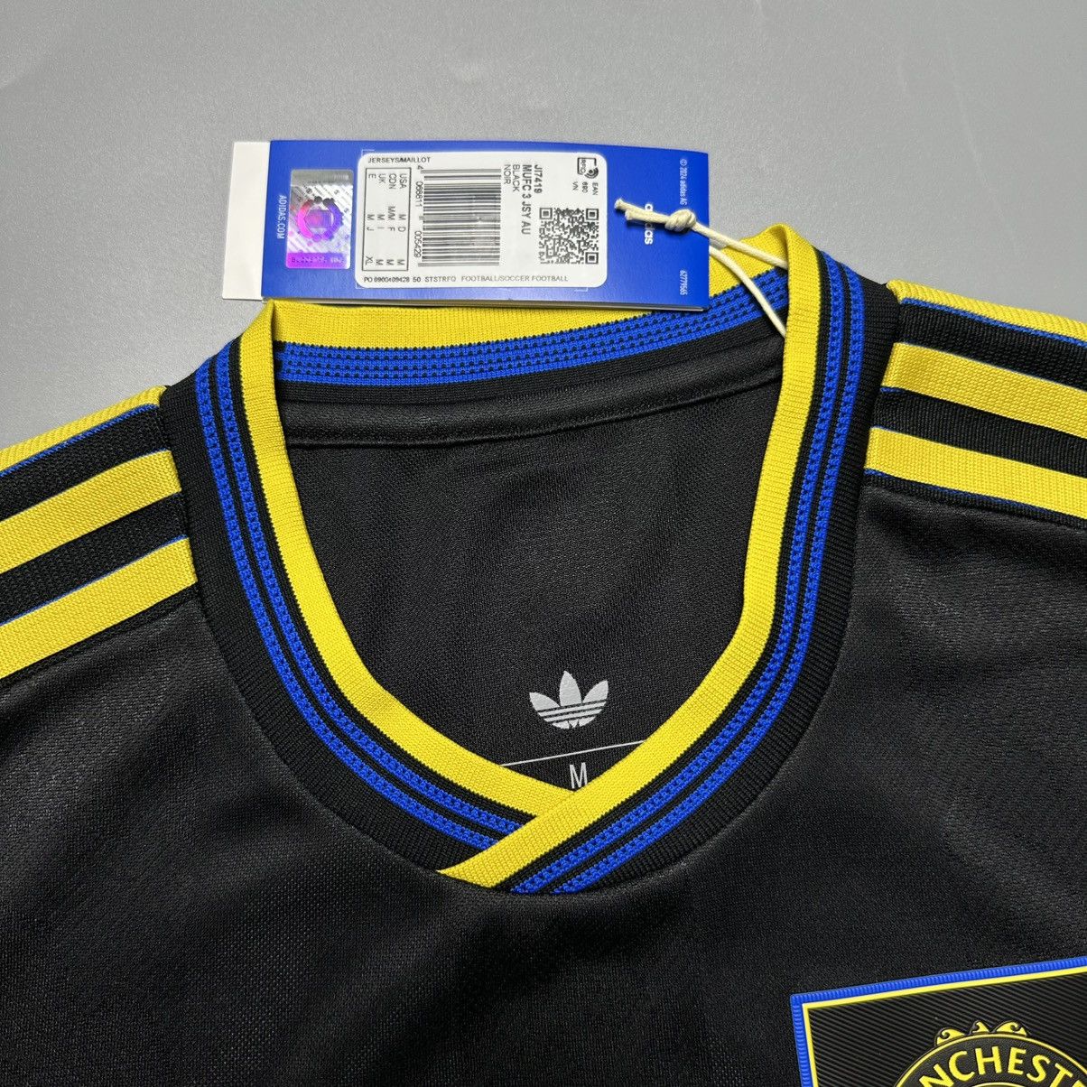 Vintage MAN UNITED ADIDAS 2025/2026 PLAYER ISSUE JERSEY #10 CUNHA Size US M / EU 48-50 / 2 - 6 Thumbnail