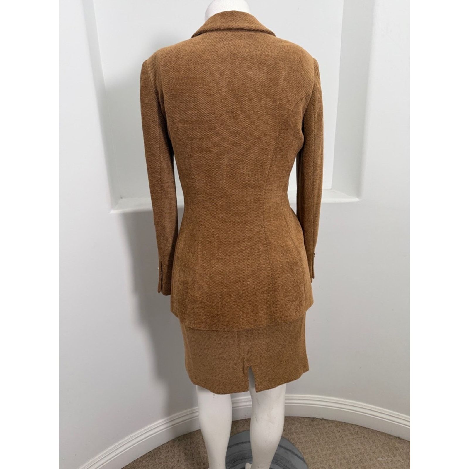 St. John Griffin Cray for St John Vintage Brown Skirt Jacket Suit 10 Size L / US 10 / IT 46 - 2 Thumbnail