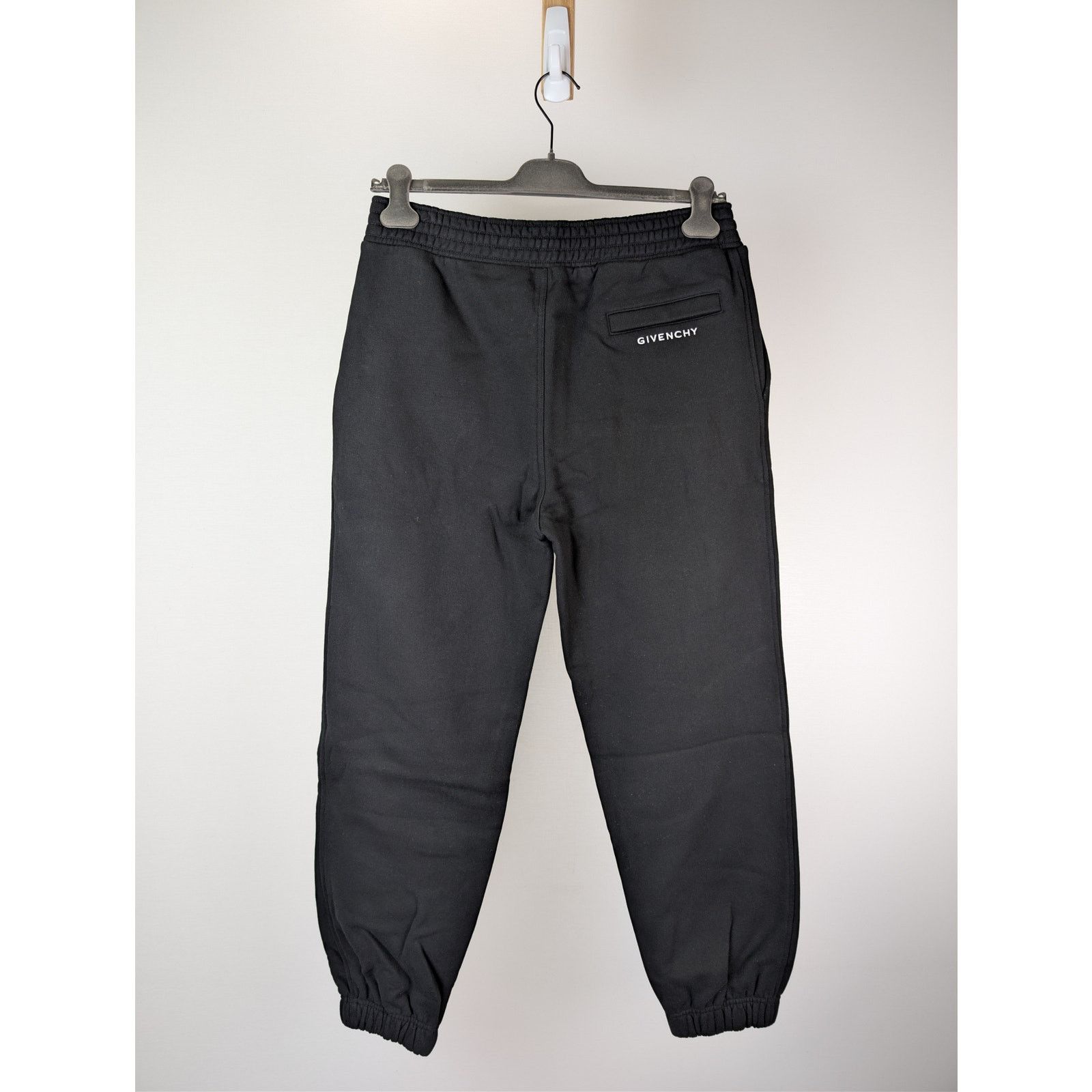 Givenchy o1rshd1 Hug Me Jogging Sweatpants / Trousers in Black Size US XL / EU 56 / 4 - 10 Thumbnail