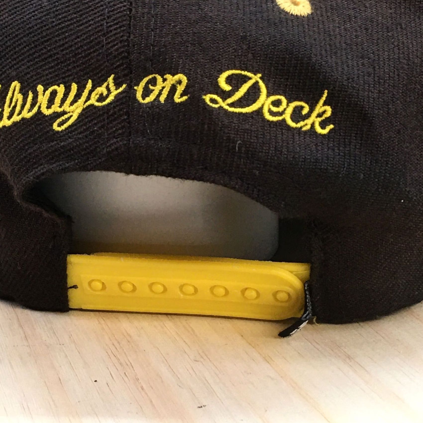Vintage KR3W Snapback Cap Hat Men One Size Black Yellow Embroidered Adjustable Size ONE SIZE - 7 Thumbnail