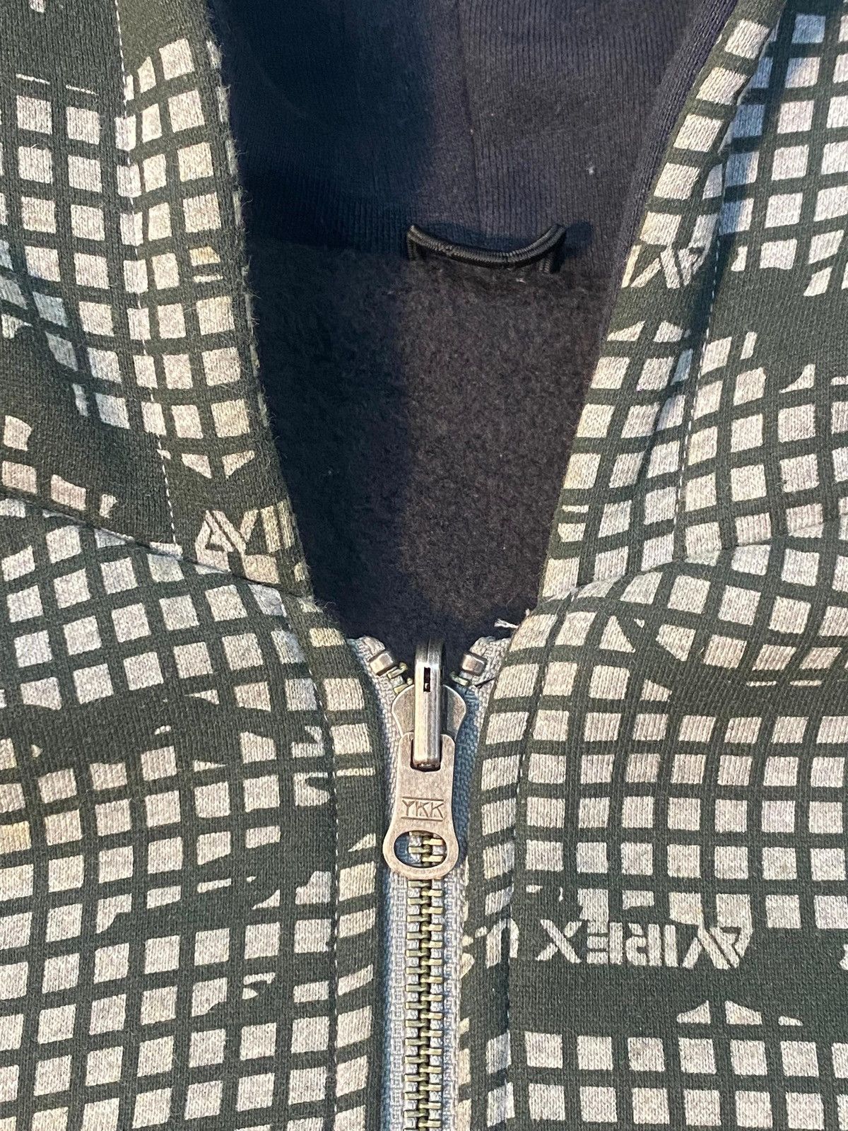 Avirex Vintage Avirex USA Reversible Pixel Camo Full Zip Hoodie Size US L / EU 52-54 / 3 - 8 Thumbnail