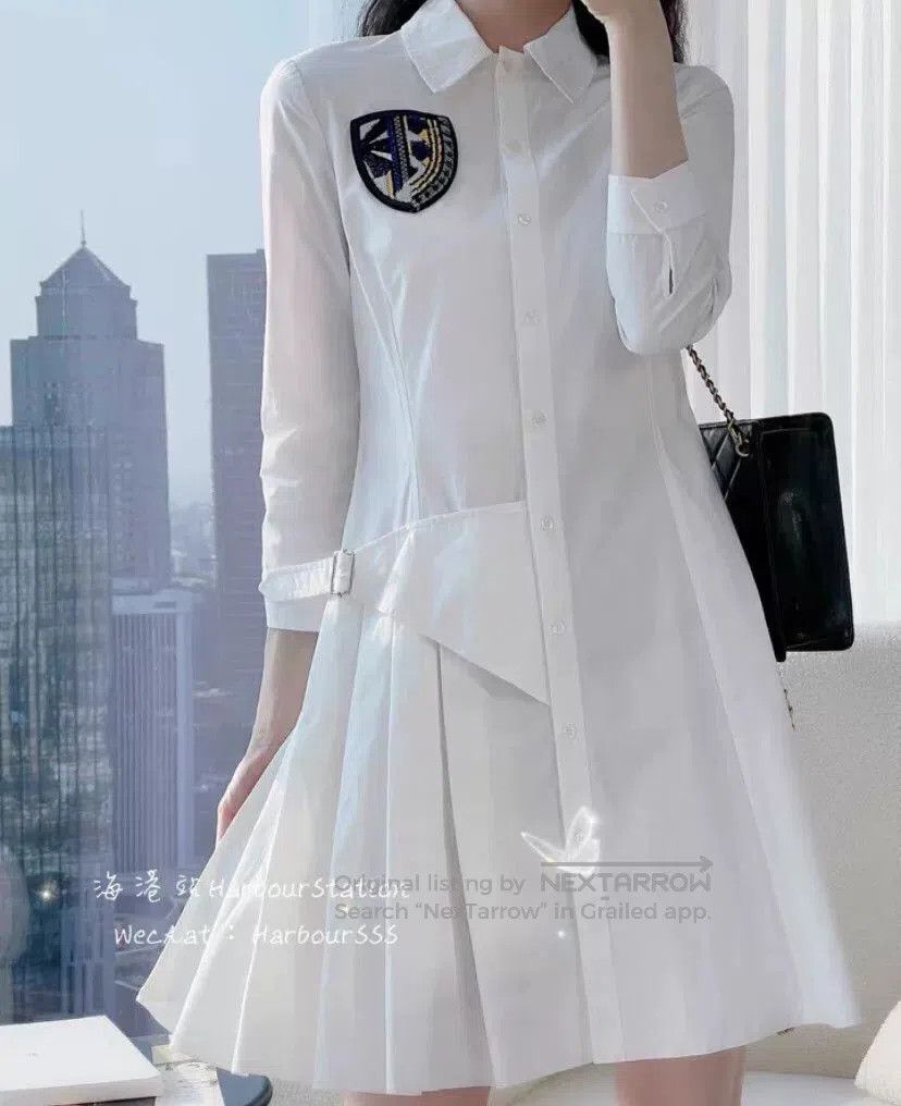Dior dior white embroidered logo long sleeve dress. Size US XXS / EU 40 - 8 Thumbnail