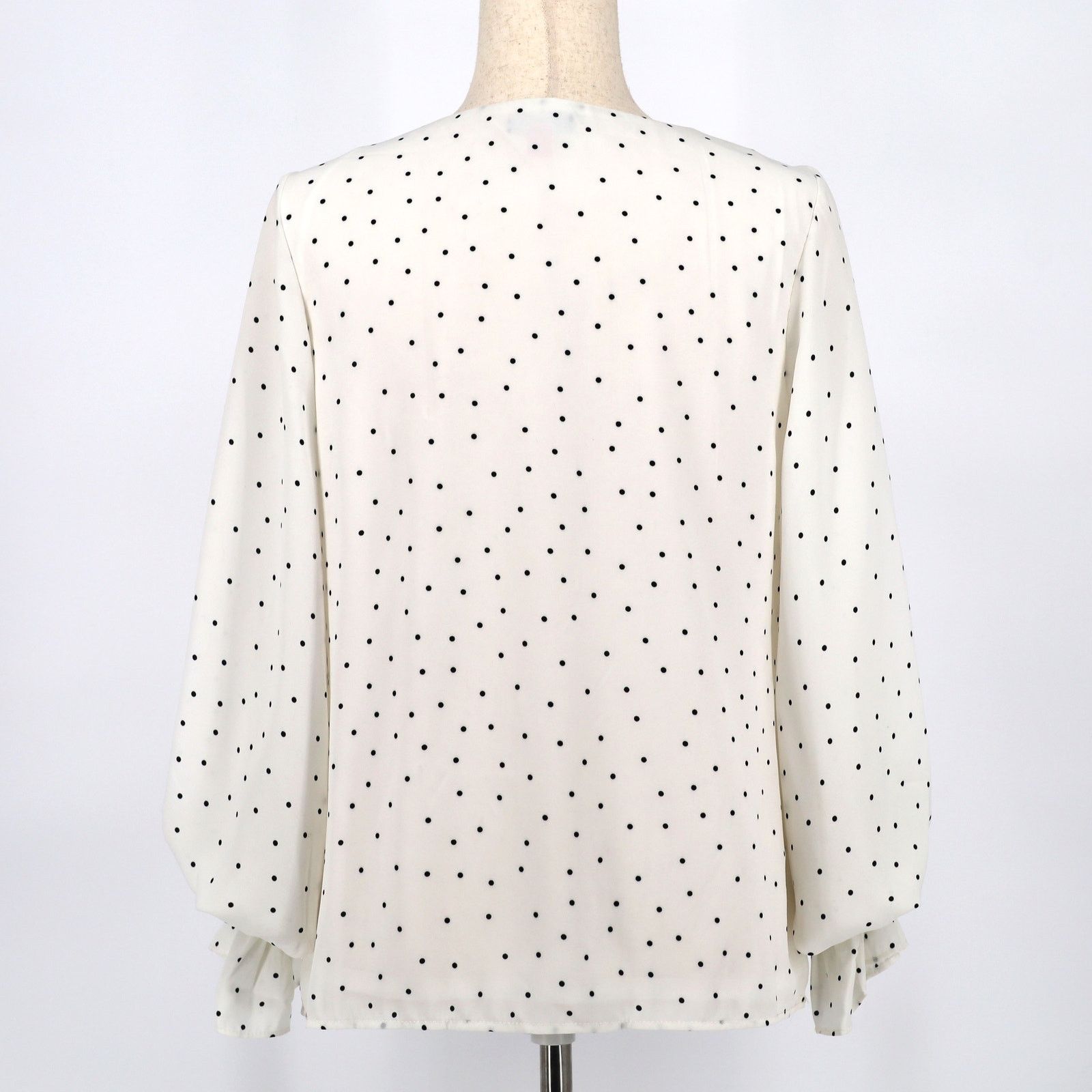 Vince Camuto Vince Camuto Women Dotted Smocked Cuff V-Neck Blouse Size S Size S / US 4 / IT 40 - 8 Thumbnail