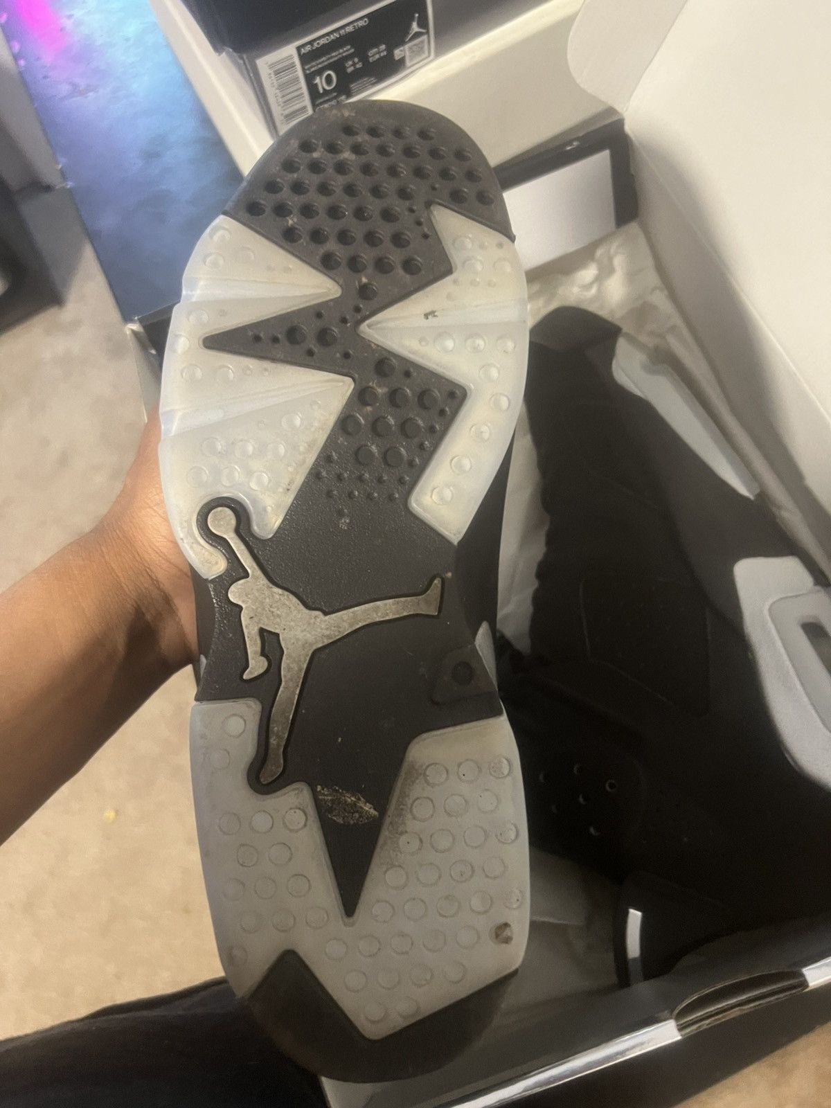 Jordan Brand Air jordan retro 6 black metallic silver black Size US 10 / EU 43 - 9 Thumbnail