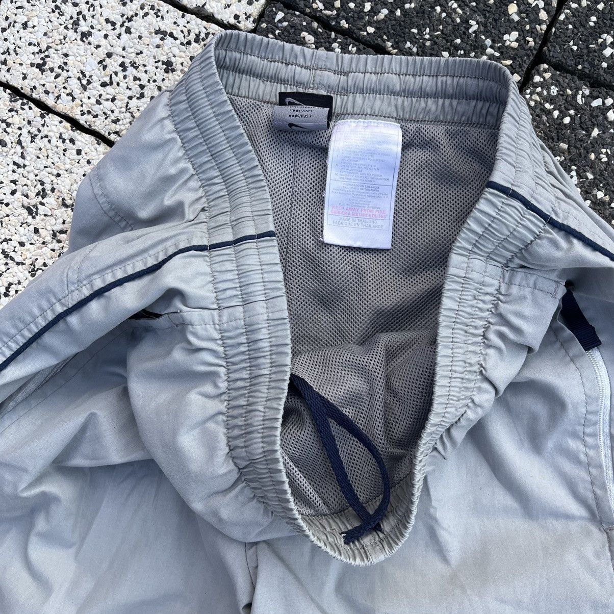 Nike × Vintage Nike Vintage Track Nylon Pants Drill Joggers Y2K Size US 30 / EU 46 - 7 Thumbnail