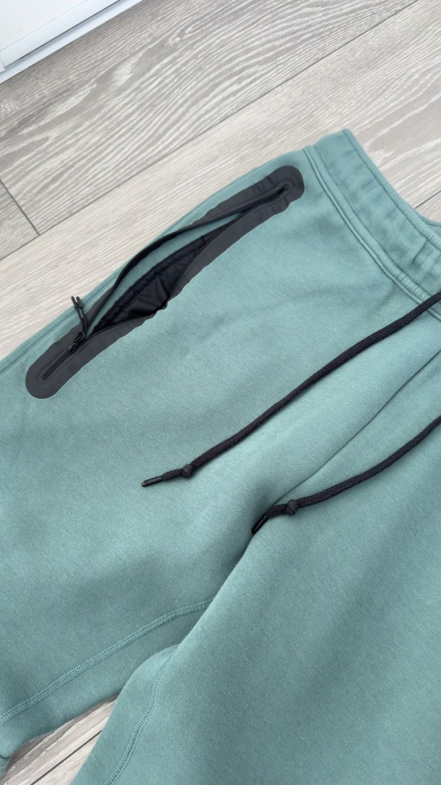 Nike Nike Tech Fleece Sweatpants Spring Green Size US 38 / EU 54 - 4 Thumbnail