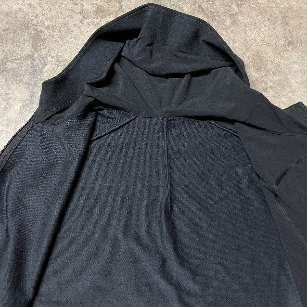 Designer × Lululemon Lululemon Black Full-Zip Multi-Zip Hooded Jacket Size US XL / EU 56 / 4 - 6 Thumbnail