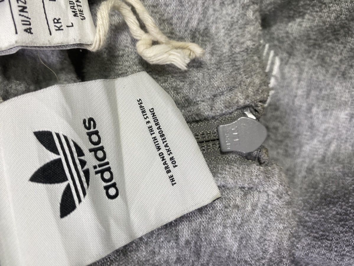 Adidas Vintage adidas sweater pants Size US XL / EU 56 / 4 - 5 Thumbnail
