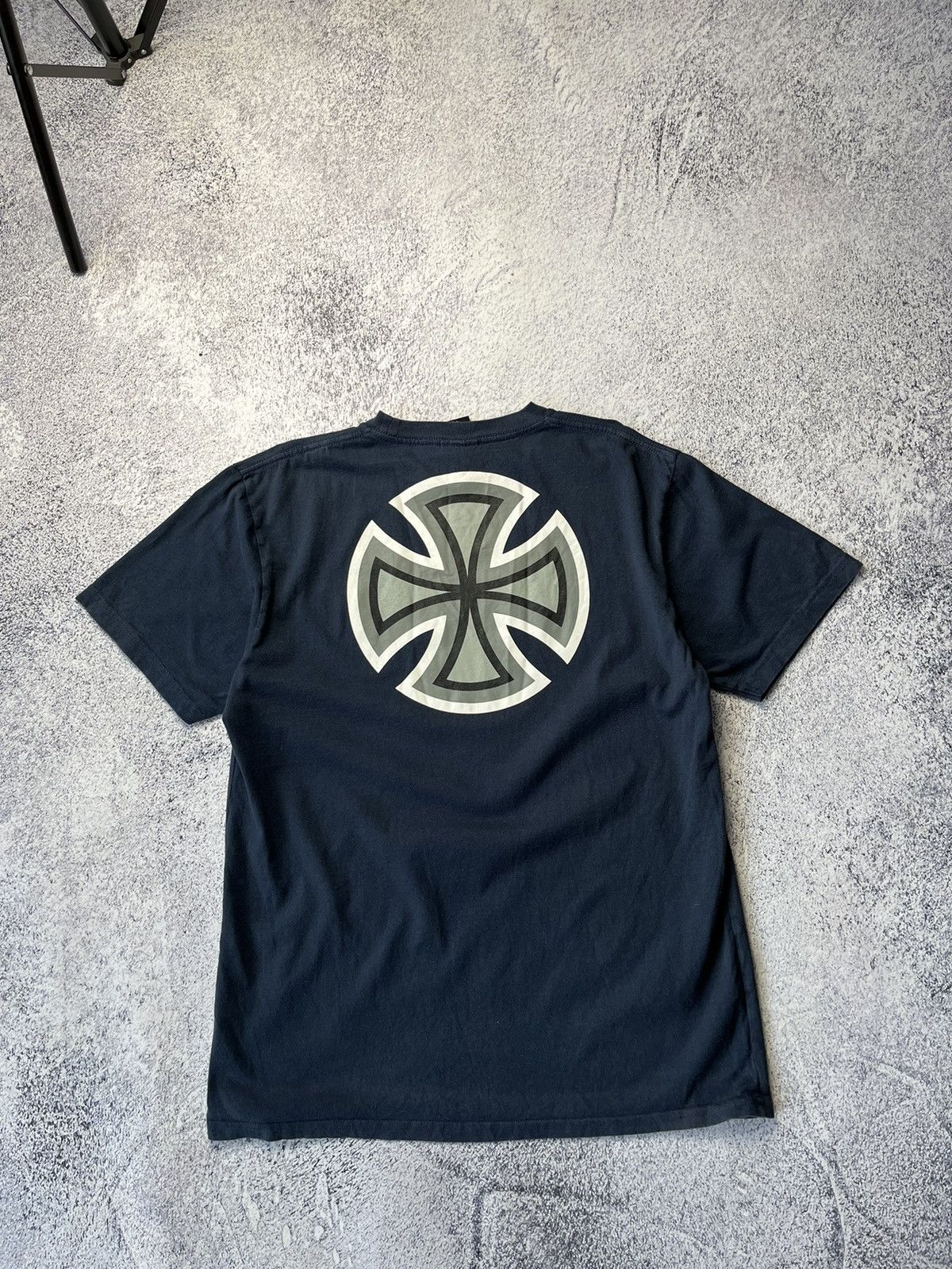 Independent Truck Co. Vintage 90s Independent Truck Company T