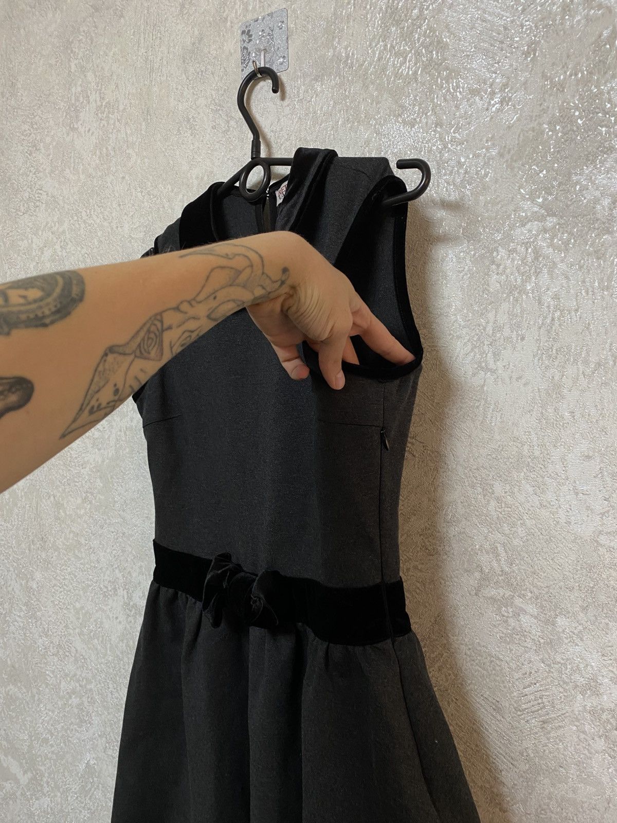 RED Valentino Valentino rare dress with velour elements Size L / US 10 / IT 46 - 2 Thumbnail