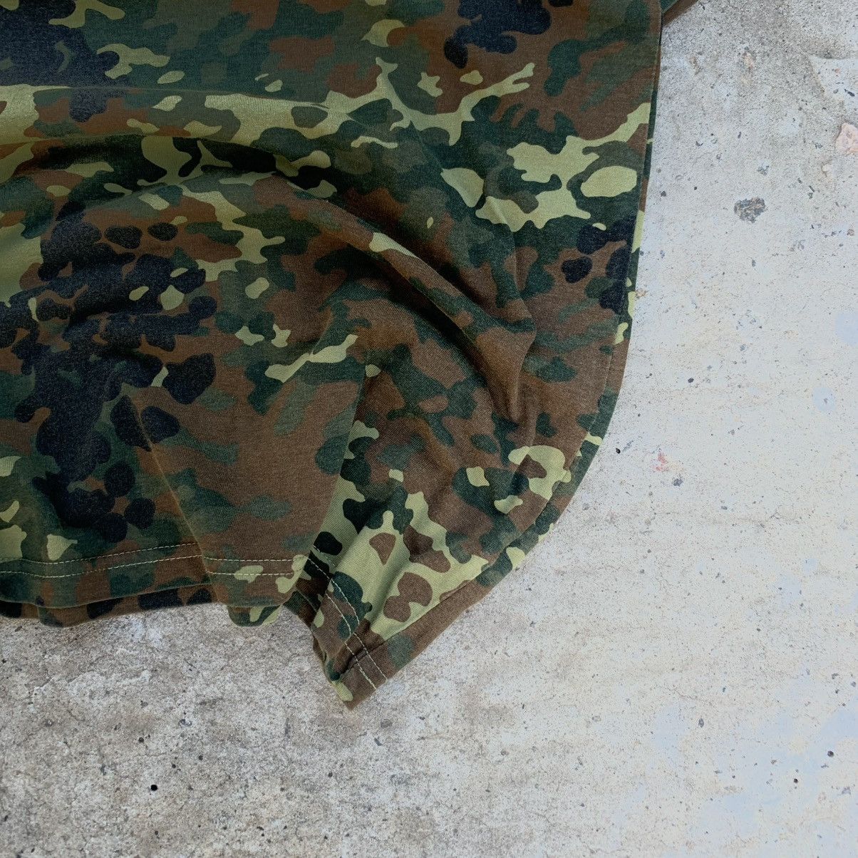 Aeronautica Militare Japanese Style Germany Military Camo T-shirts Overprinted Size US S / EU 44-46 / 1 - 5 Thumbnail