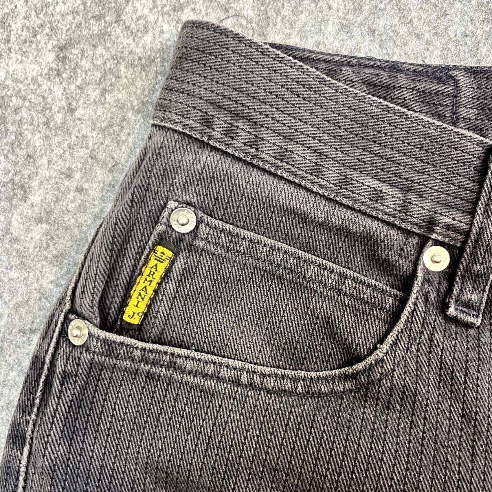 Vintage VINTAGE Armani Jeans Jeans Relaxed 30 30 Grey Italy Mens Straight 5-Pocket Denim Button Closure Dark Grey Herringbone Fashion Everyday Comfort Size US 30 / EU 46 - 7 Thumbnail