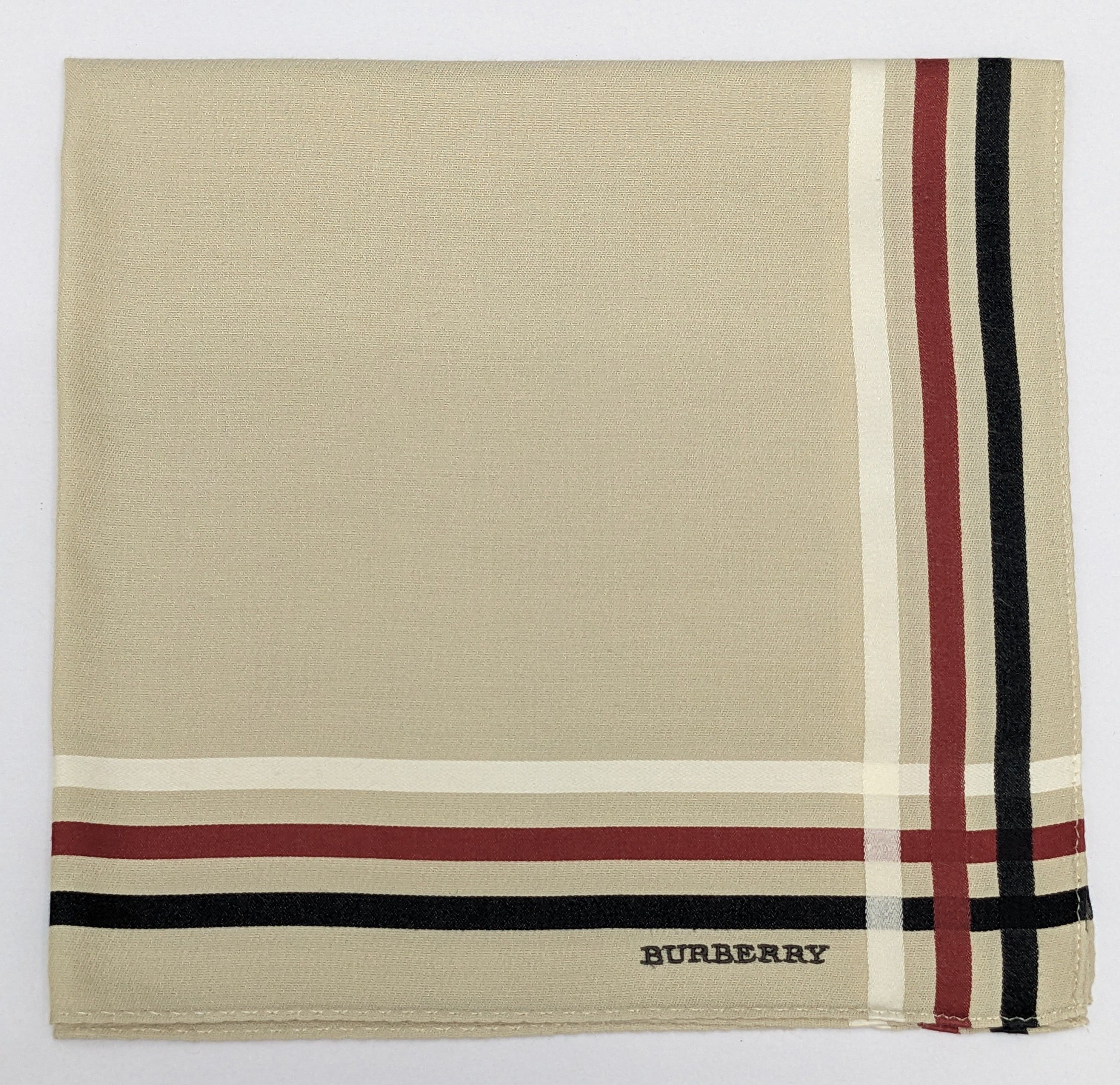 Burberry Vintage Burberry Handkerchief Classic Beige with Nova Check Size ONE SIZE - 1 Thumbnail