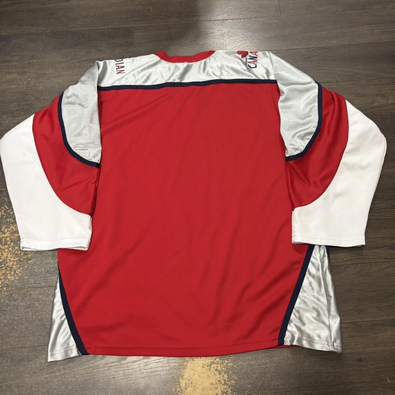 Designer Vintage molson Canadian I am Canadian leaf hockey jersey XL Size US XL / EU 56 / 4 - 5 Thumbnail