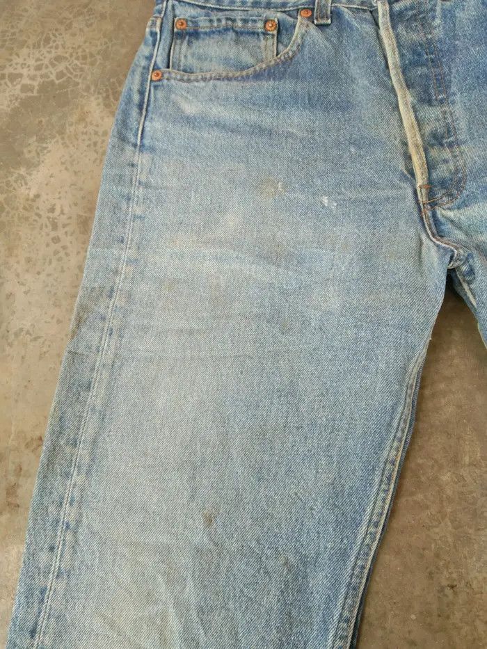 Levi's 80s Vintage Levis 501 xx Made In USA Distressed Jeans 31x29 Size US 31 - 7 Thumbnail