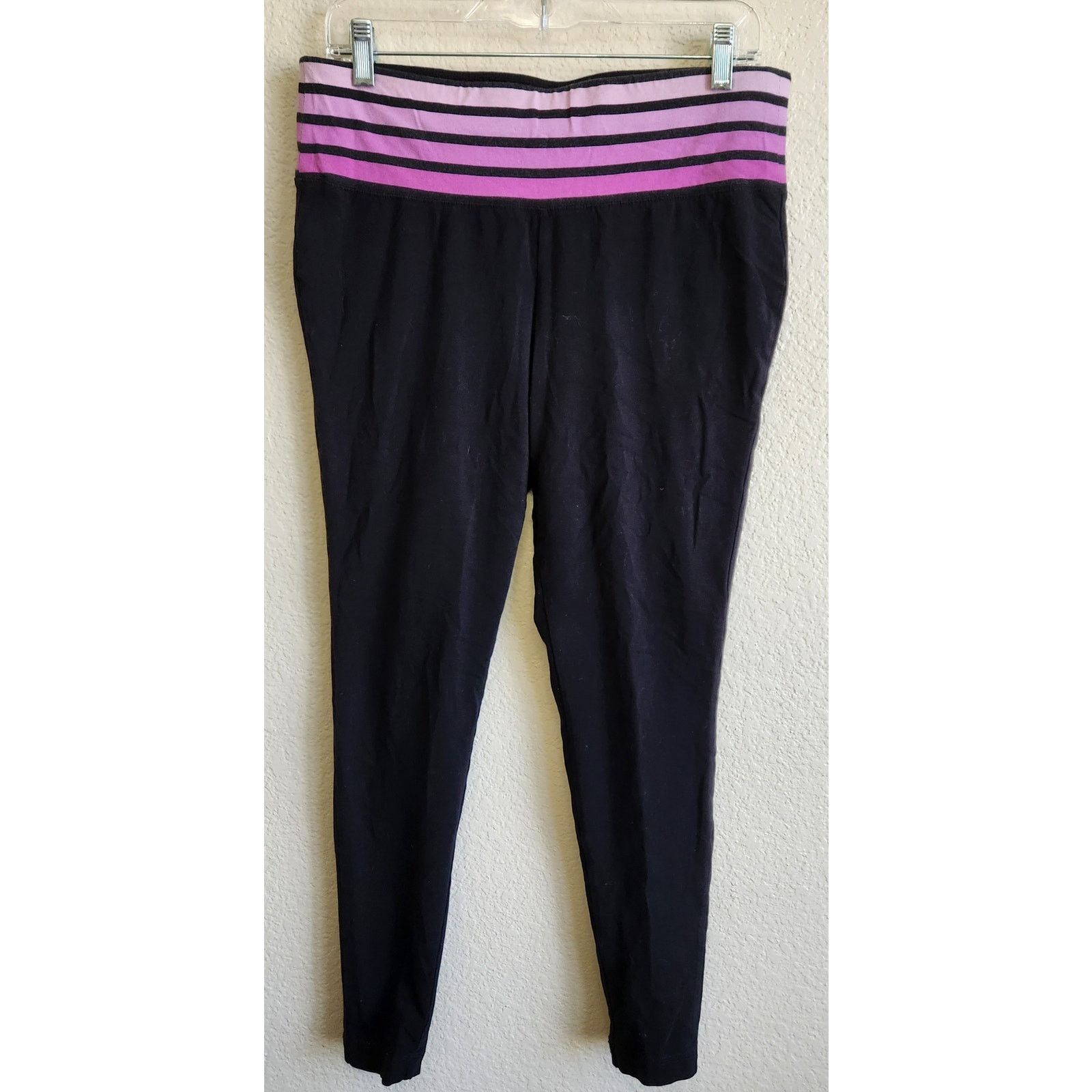 Other Livi Active Black Purple Ombre Cropped Leggings 14 16 Size 32" / US 10 / IT 46 - 1 Thumbnail