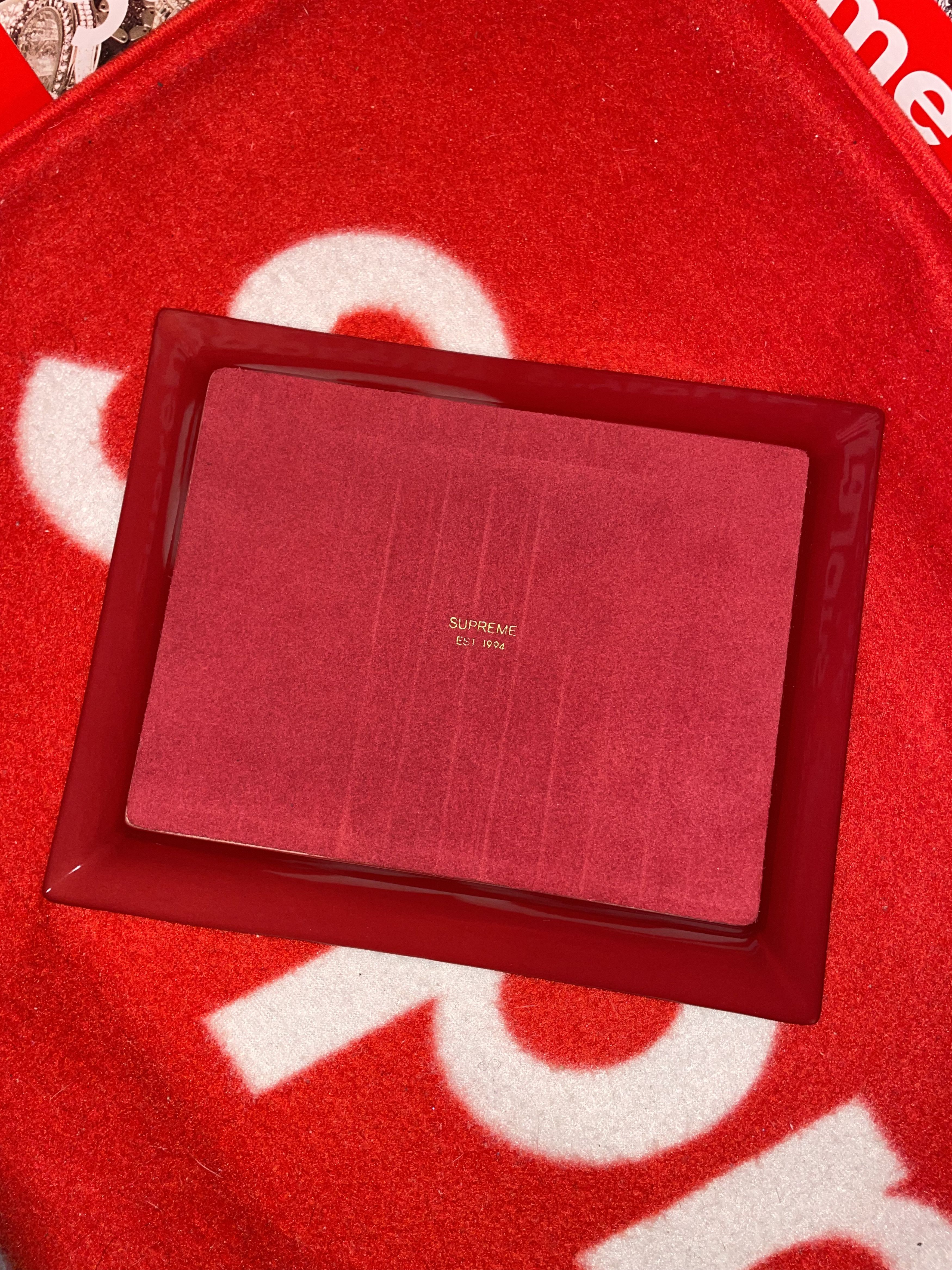 Supreme Supreme Ceramic Ashtray SS12 Hermes Motif Plate NEW Size ONE SIZE - 6 Thumbnail