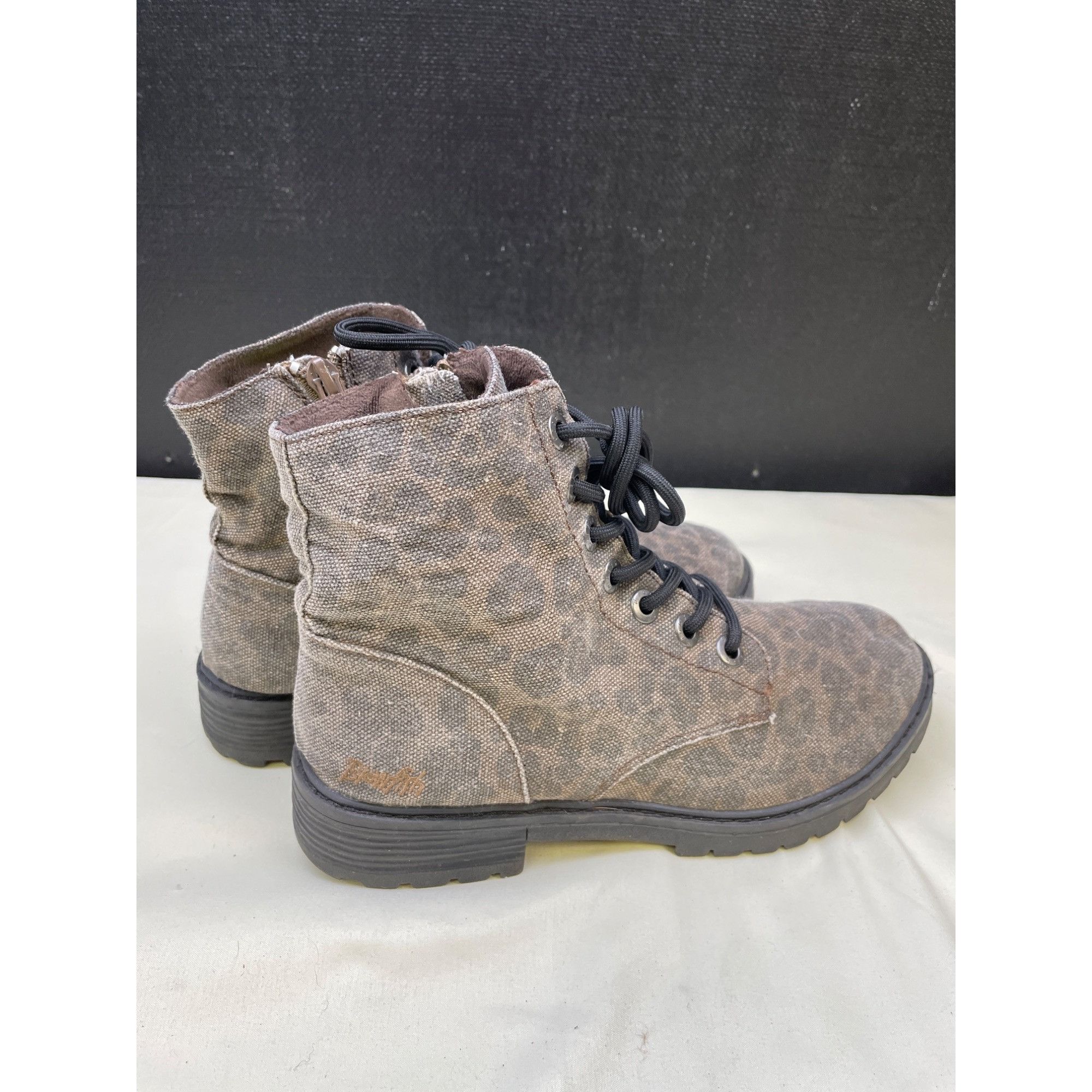 Other Blowfish Women's Brown Leopard Print Ankle Shoes/ Boots Size Size US 7 / IT 37 - 2 Thumbnail