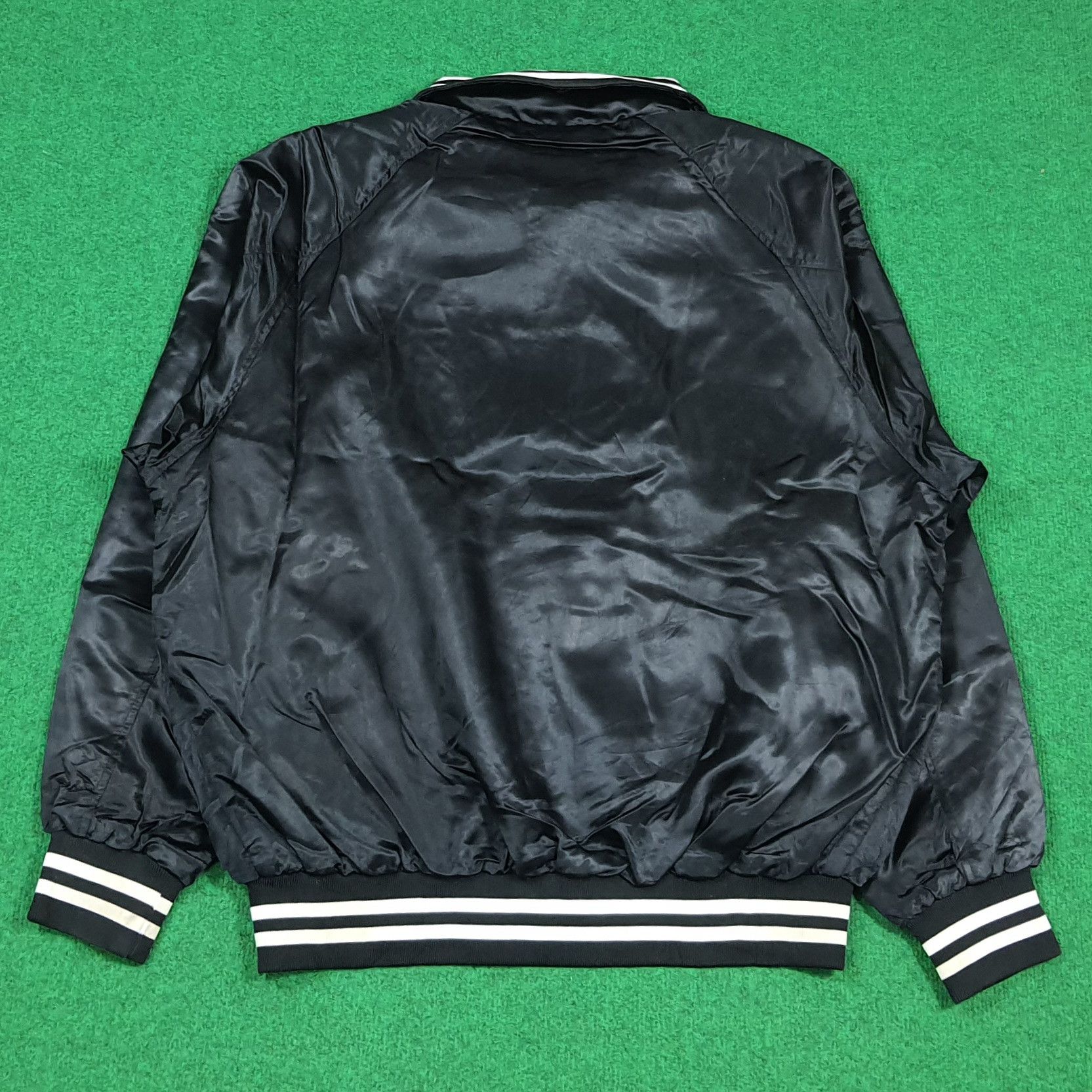 MLB Vintage Baseball Varsity Jacket Satin Bomber Retro C290N24 Size US XL / EU 56 / 4 - 6 Thumbnail