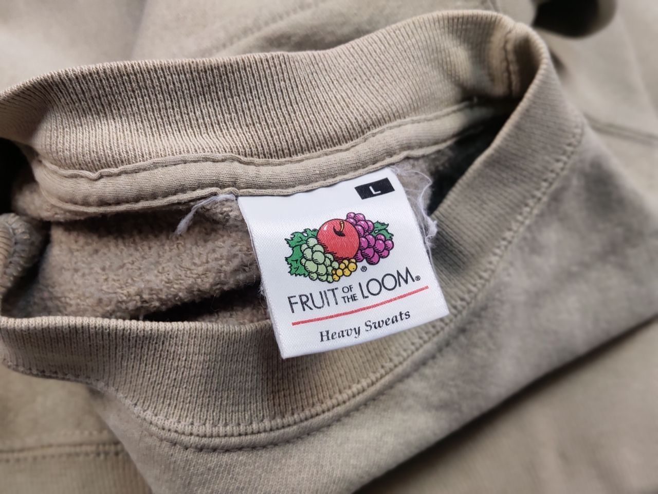 Fruit Of The Loom Vintage 90's Fruit Of The Loom Blank Crew Chek Sweatshirt Size US L / EU 52-54 / 3 - 15 Thumbnail