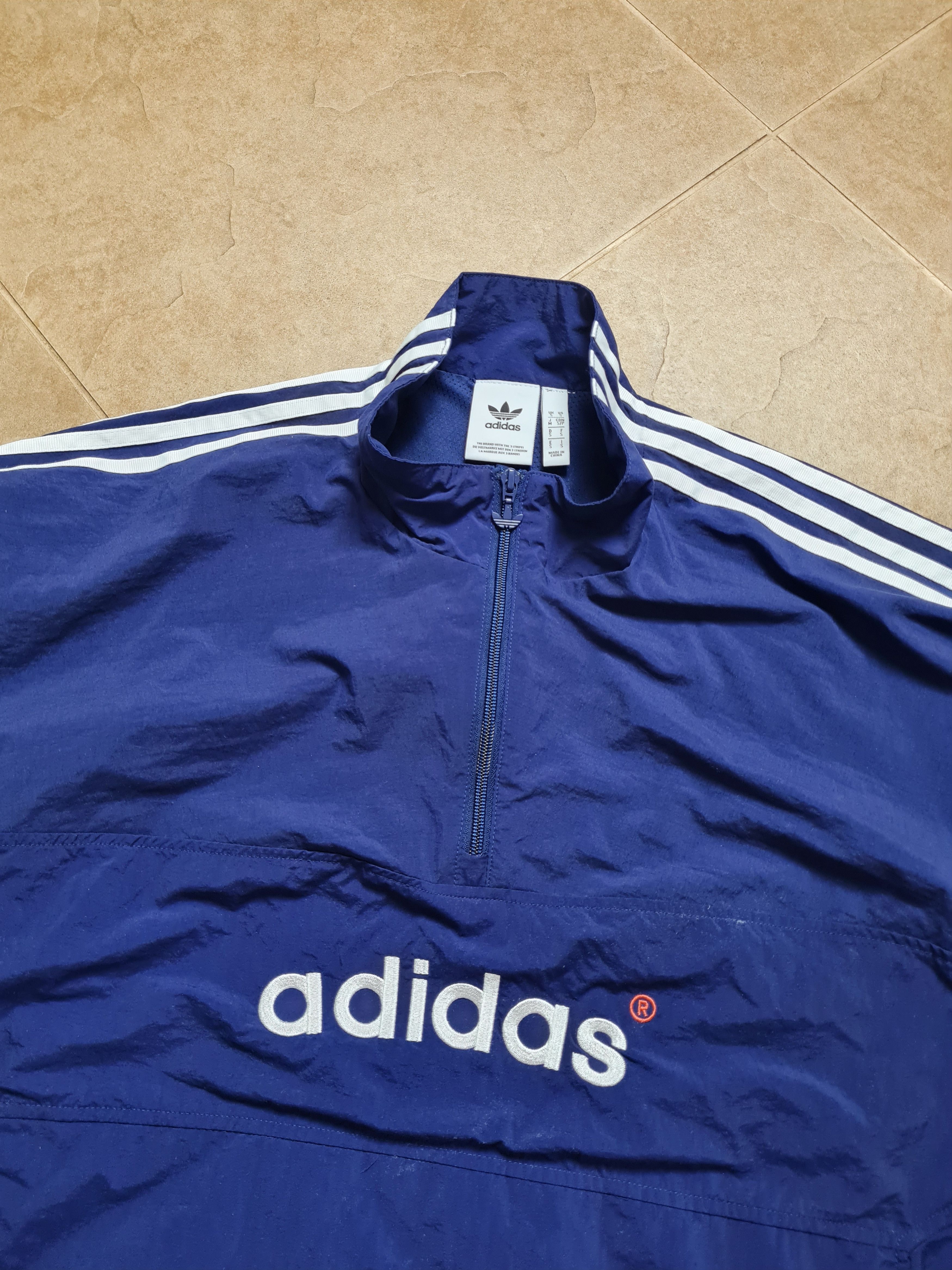Adidas Vintage Adidas Originals mens Archive Woven Track Top Size US S / EU 44-46 / 1 - 2 Thumbnail