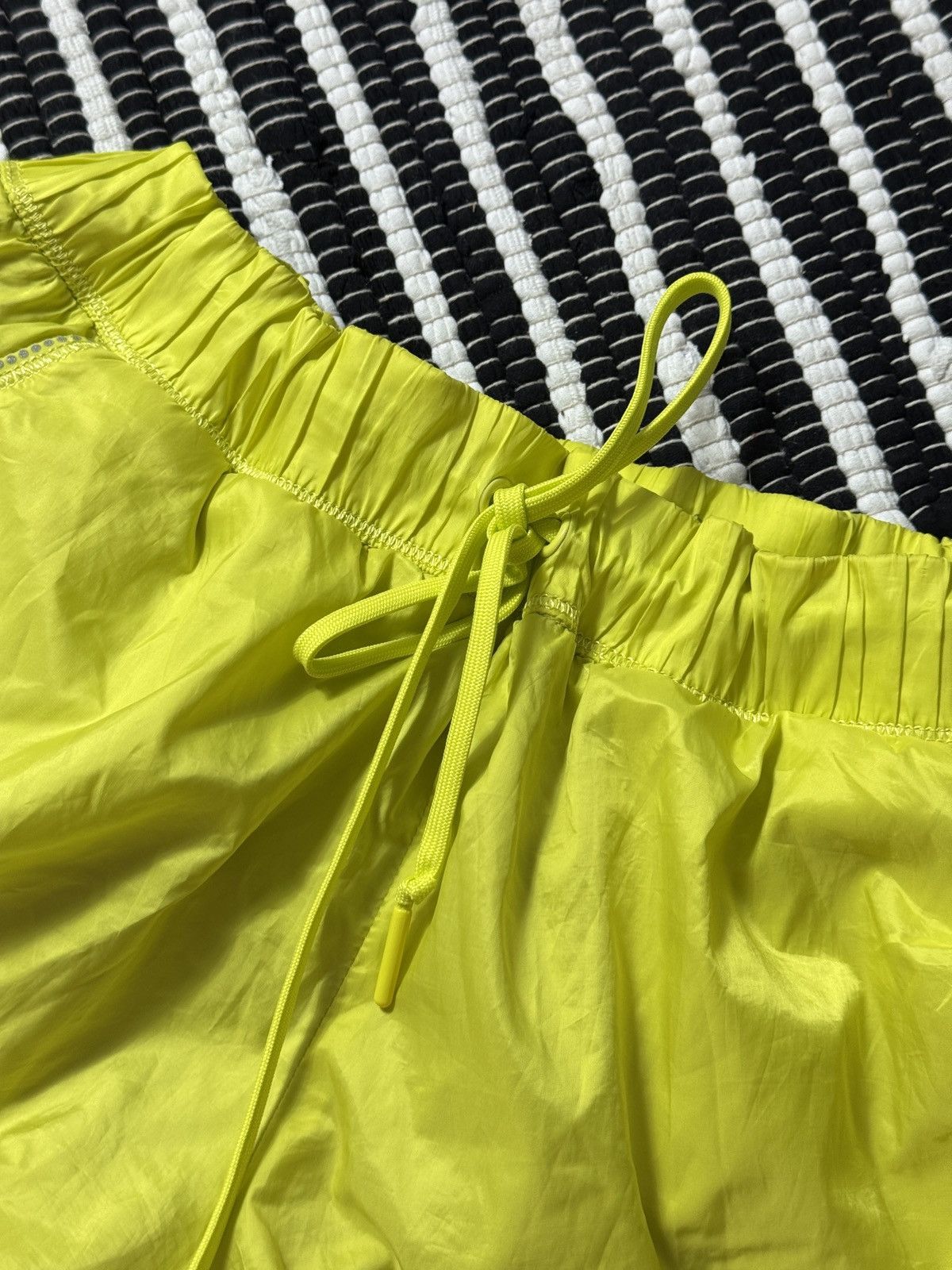 Adidas × Stella McCartney VINTAGE ADIDAS x STELLA McCARTNEY 2000s SHORTS Size 28" / US 6 / IT 42 - 3 Thumbnail