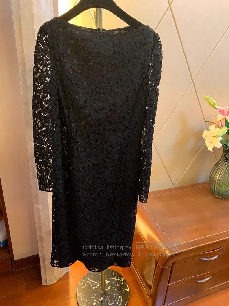 Valentino Valentino Lace dress Size S / US 4 / IT 40 - 1 Thumbnail