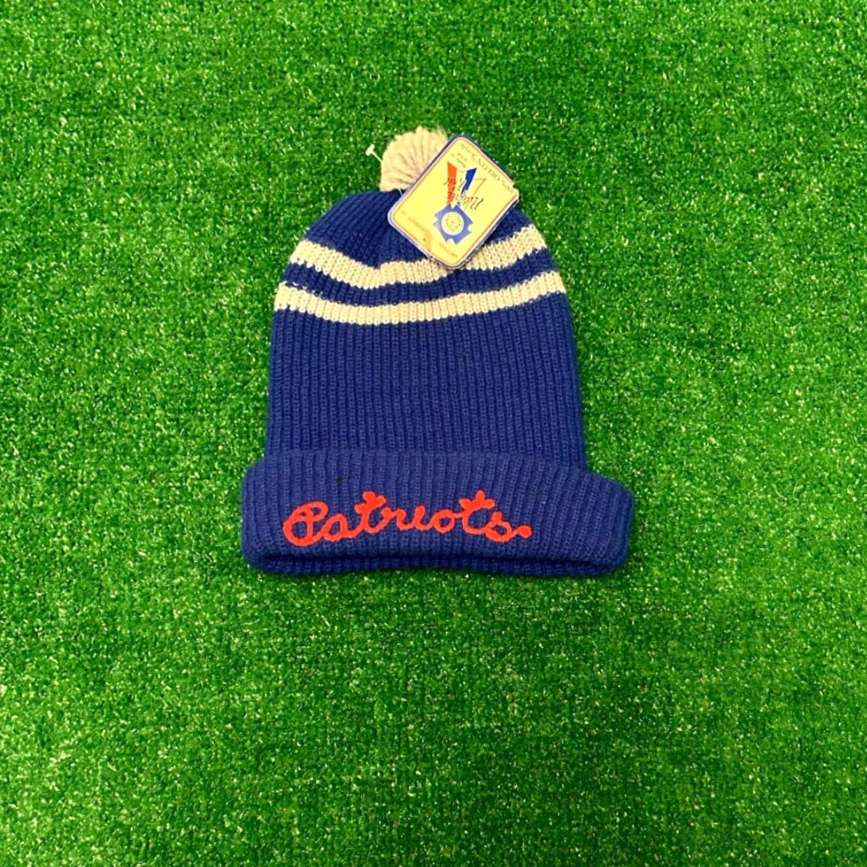 Vintage VINTAGE Patriots Script Stitch Logo VTG Beanie Winter Cap Knit NWT Pedigree Knit Men One Size Blue USA 80s 90s Sports Football Hip Hop Hat - Mens Size ONE SIZE - 3 Thumbnail