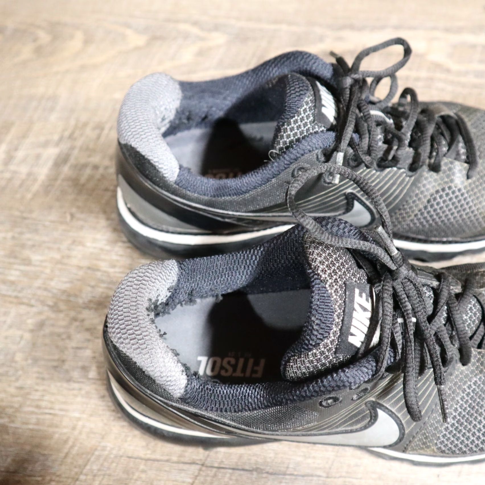 Nike Nike Air Max Flywire 2010 Size 10 Women’s 386374-004 Black/Silver Nike Air Max Flywire Women Shoes 10 Black Silver Size US 10 / IT 40 - 7 Thumbnail