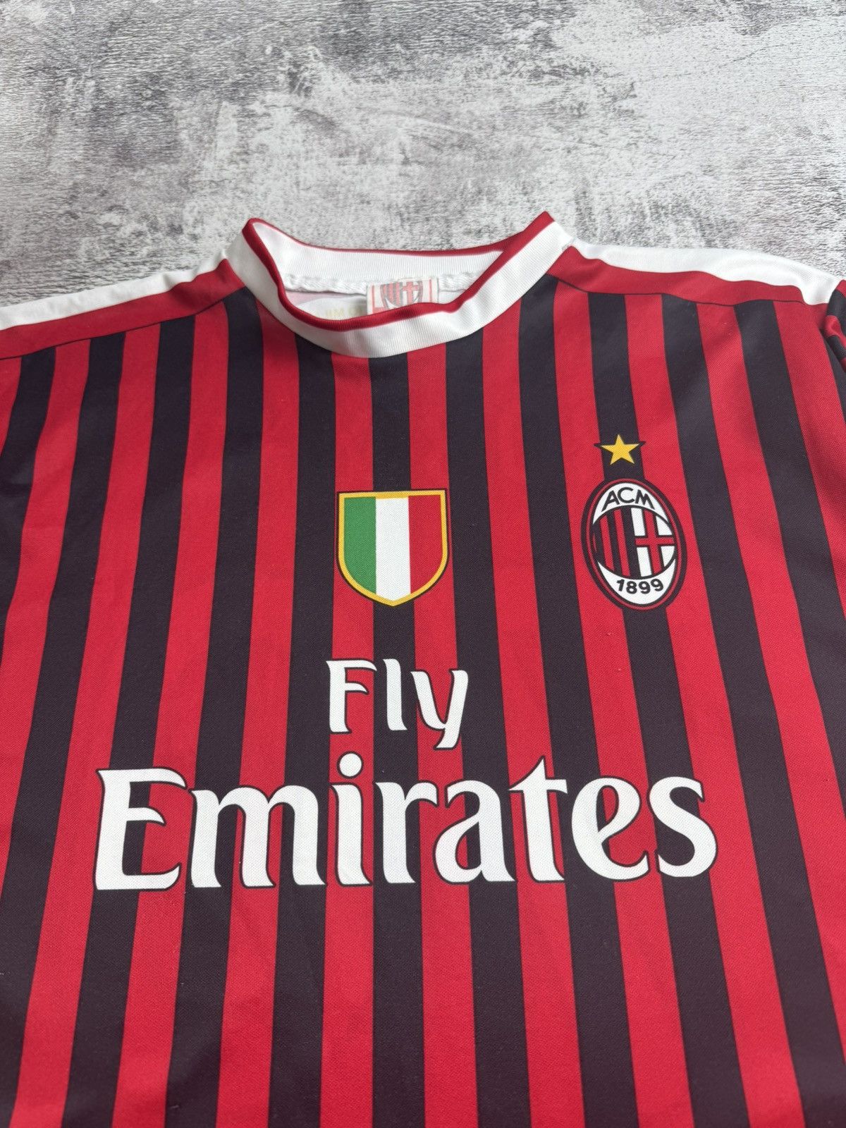 Vintage Milan Vintage Robinho Retro 2011 2012 Football Shirt Soccer Jersey T Shirt Tee Size US S / EU 44-46 / 1 - 9 Thumbnail