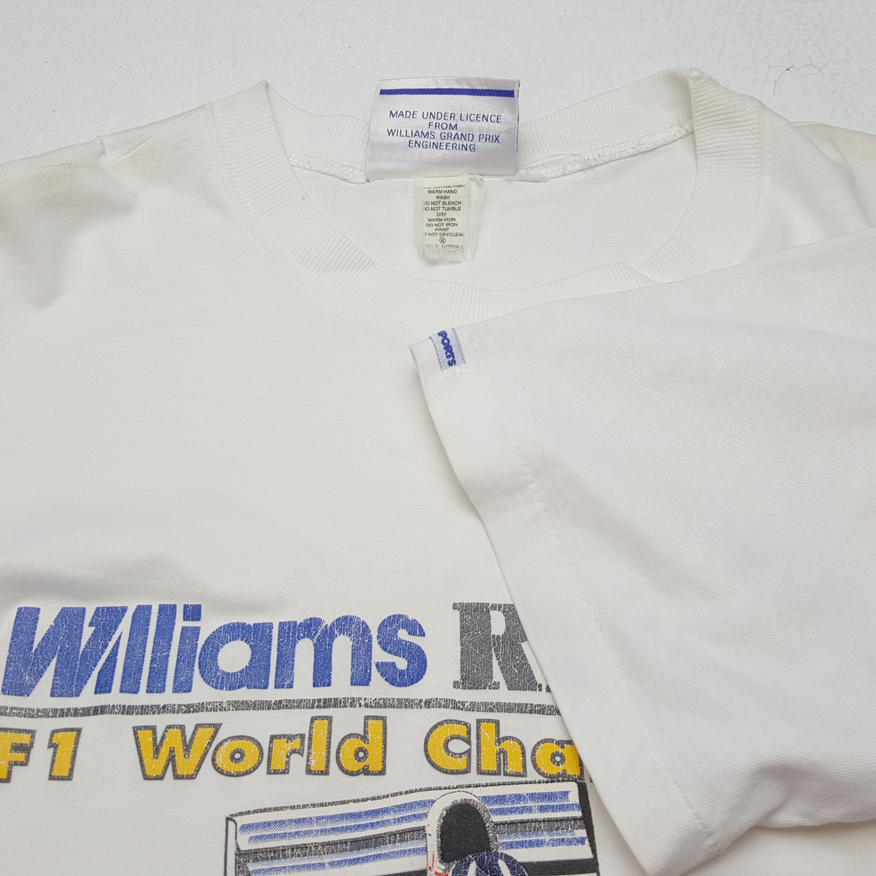 Vintage F1 Formula One Racing WILLIAMS RENAULT Vintage Tshirt Size US L / EU 52-54 / 3 - 6 Thumbnail