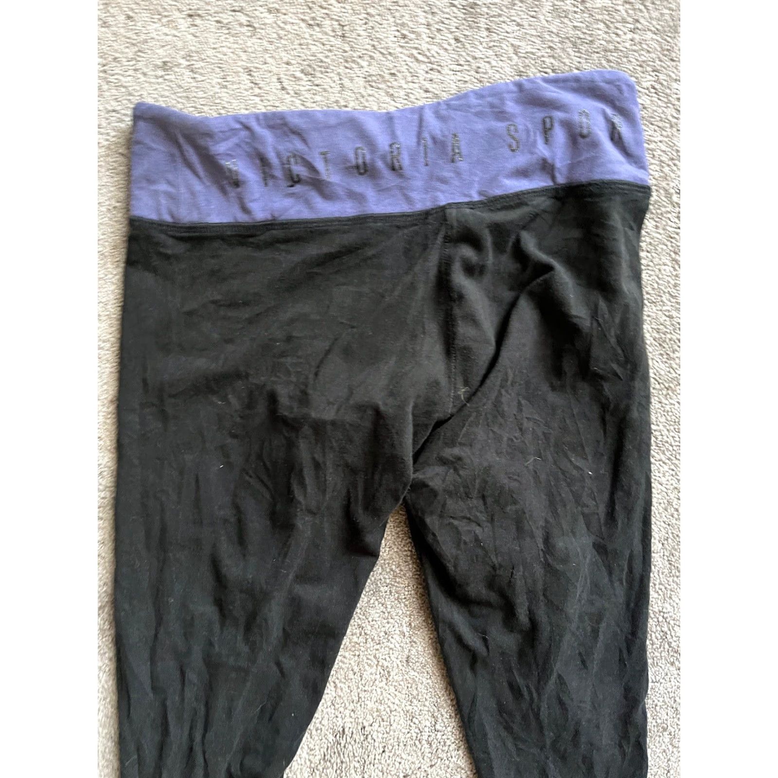 Victoria's Secret VINTAGE Victoria's Secret Sport Capri Leggings Black — Small, Women's, Regular, Skinny, 22 Inseam, 22x22 MPN 22X22, Yoga Activewear Size 28" / US 6 / IT 42 - 2 Thumbnail