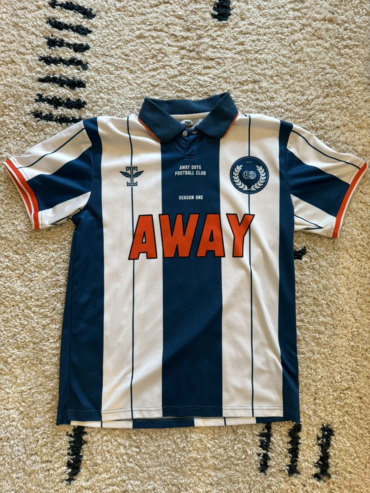 Other Away Days x Icarus Season 1 Soccer Jersey Dry Fit Polo Size US L / EU 52-54 / 3 - 1 Thumbnail