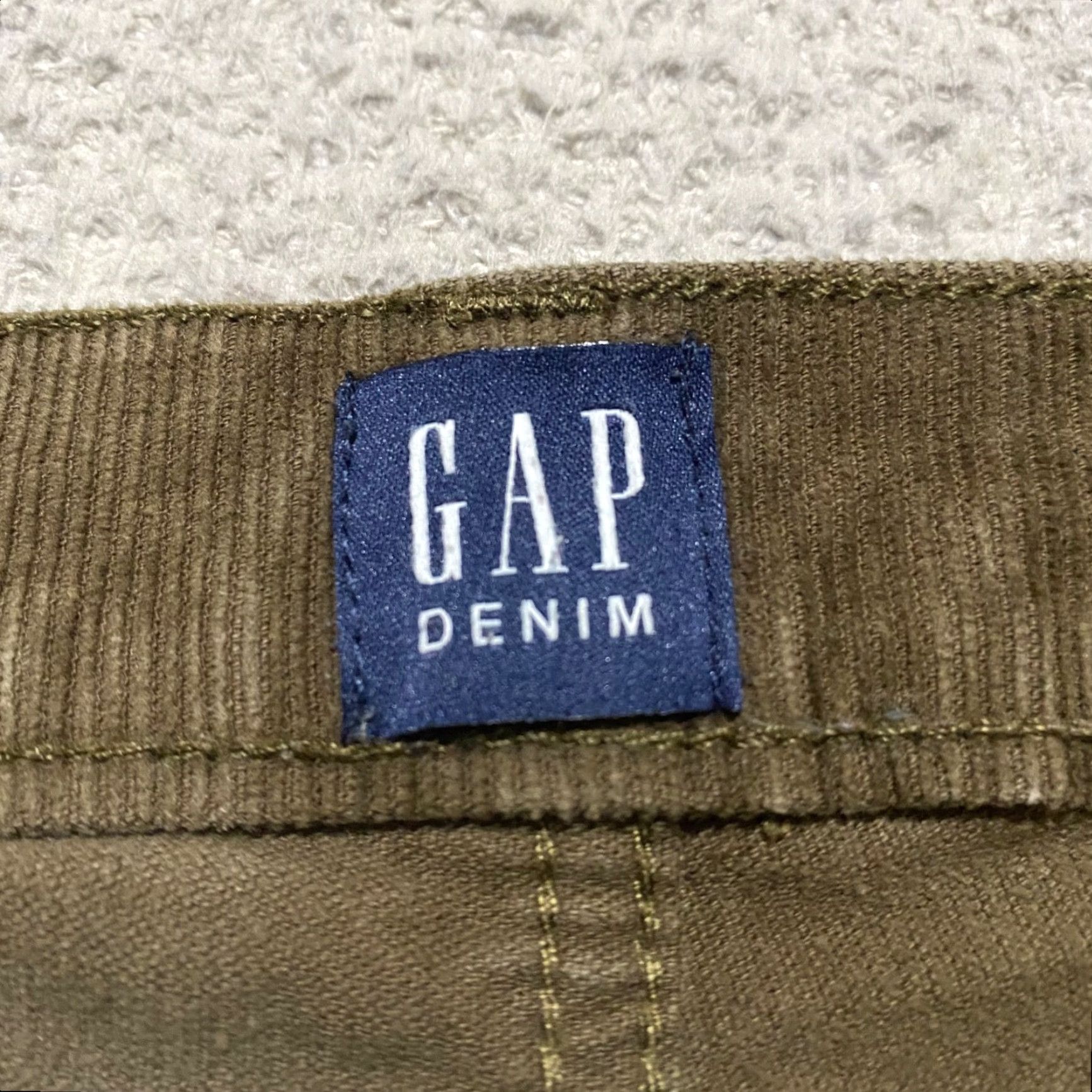 Gap GAP Jeans Womens Tall 28 Brown Corduroy Skinny Mid Rise Corduroy Jeans Tall Womens 28 Brown Skinny Mid Rise GAP Size 28" / US 6 / IT 42 - 3 Thumbnail