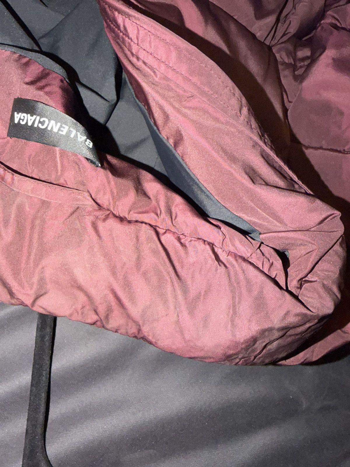 Balenciaga Balenciaga C shape Puffer Jacket Size US L / EU 52-54 / 3 - 13 Thumbnail