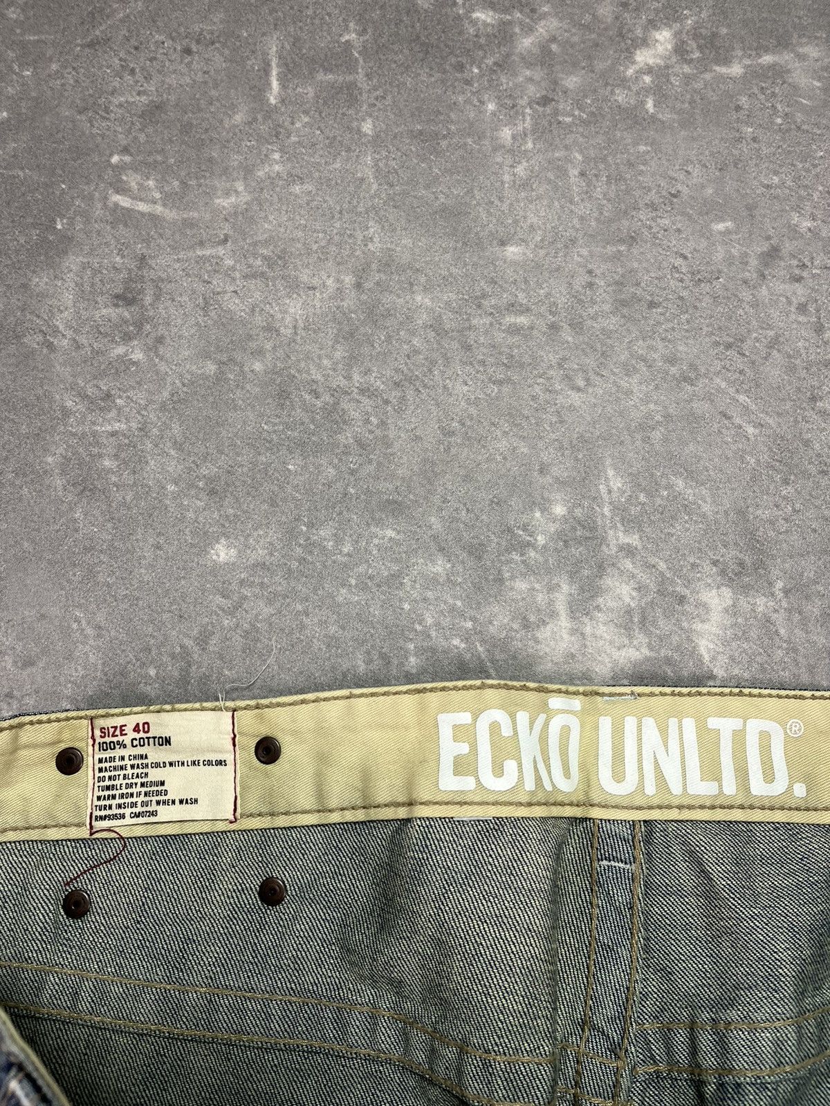 Ecko Unltd. Crazy 2000s Ecko Unltd. Grafitti Printed Flaps Baggy Jeans Size US 40 / EU 56 - 15 Thumbnail