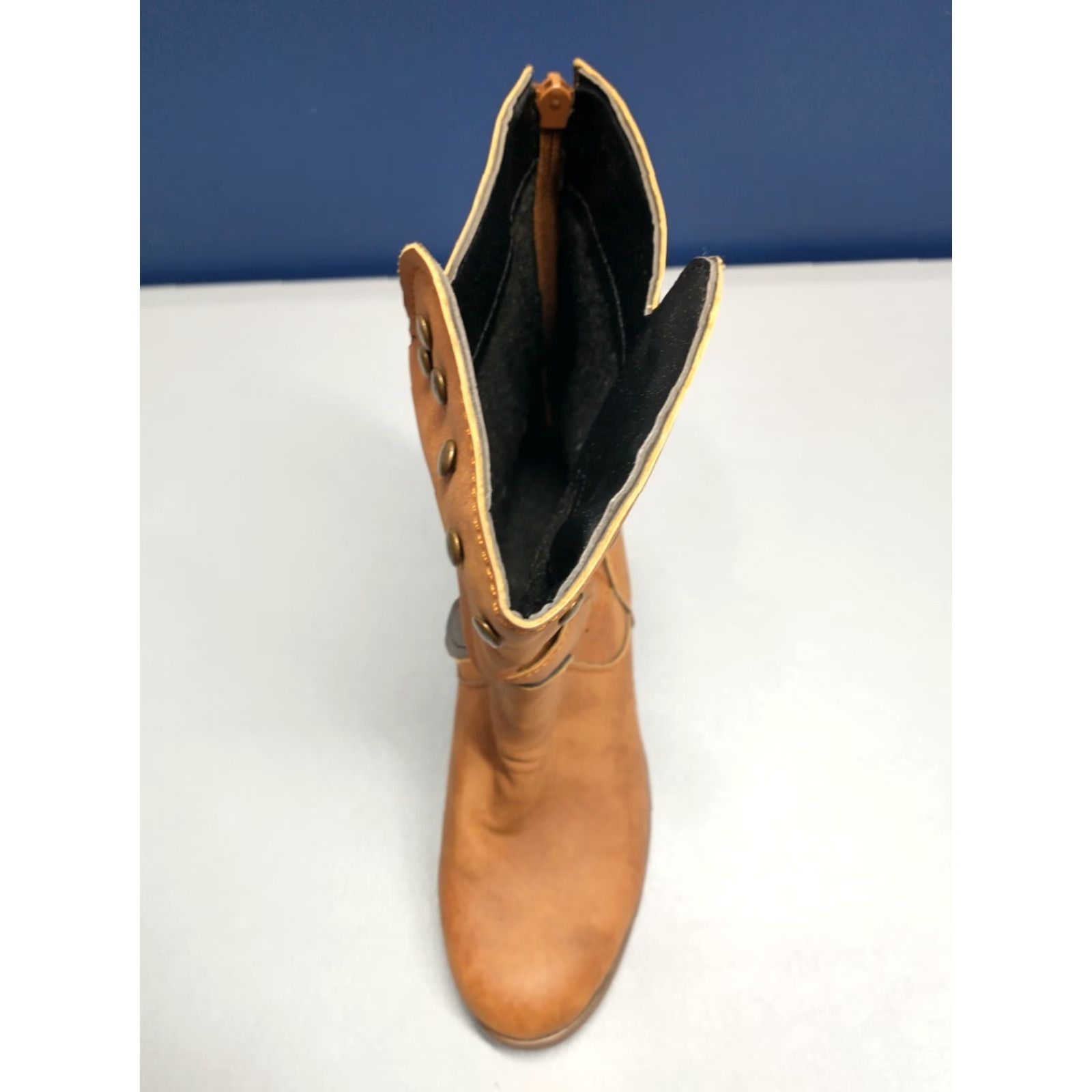 Vintage Womens Size 9 Tan Studded Block Heel Round Toe Back Zip Pull On Boots Size US 9 / IT 39 - 6 Thumbnail