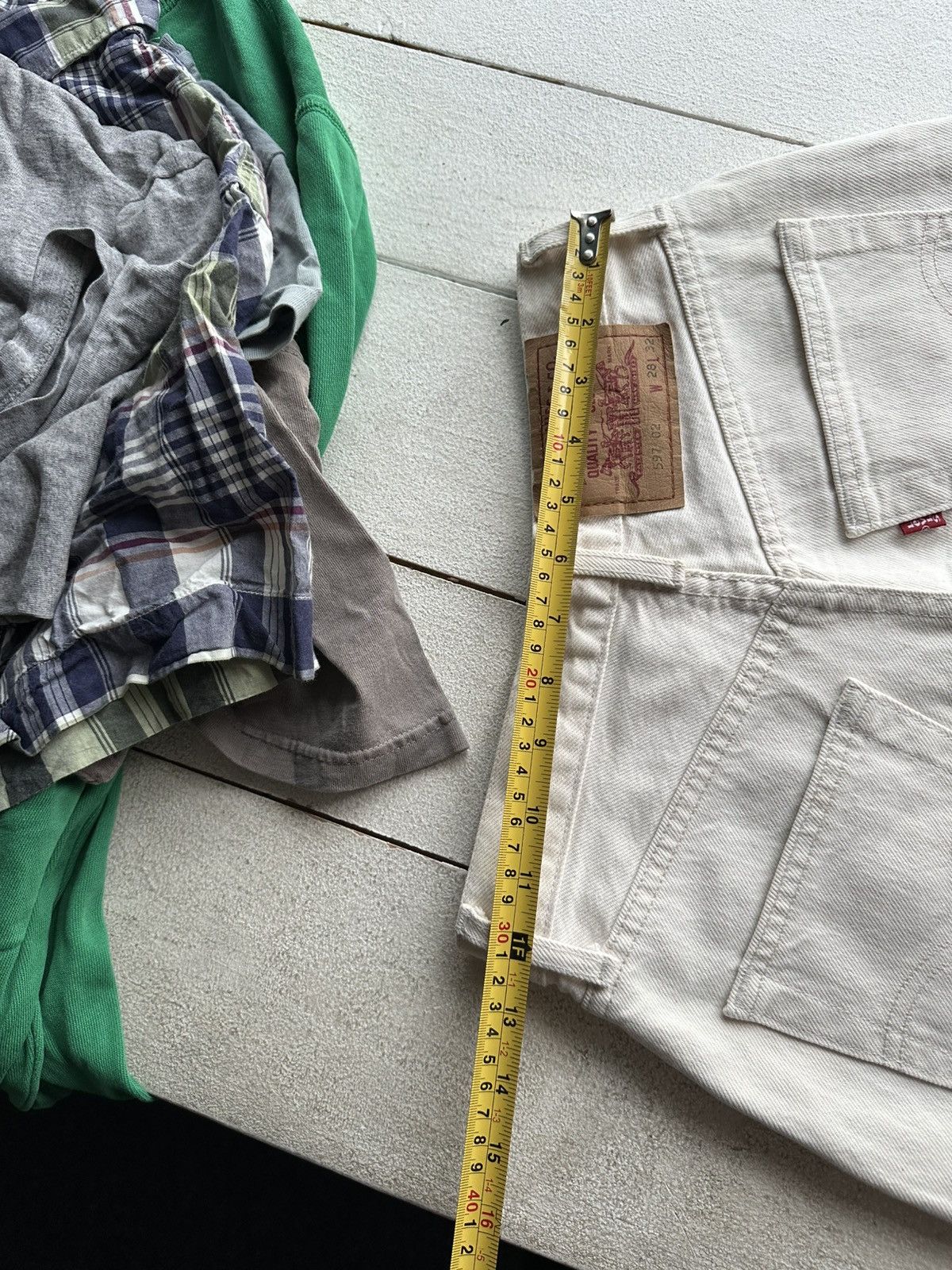 Levi's WHITE🚨Vintage 90s Levis Jeans 597 02 y2k Denim Size US 28 / EU 44 - 15 Thumbnail