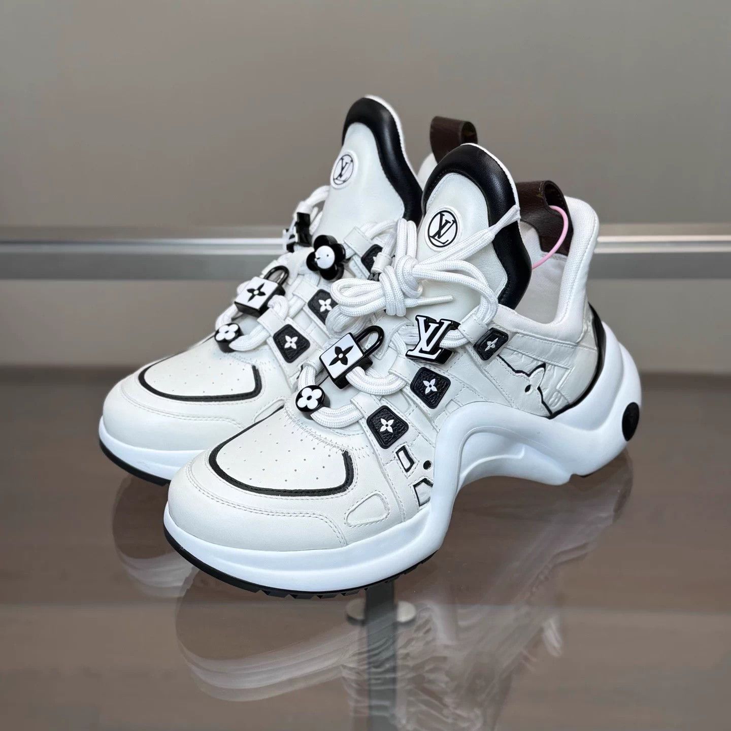 LV Archlight 25 Panda Dad Shoe 37 DM1621